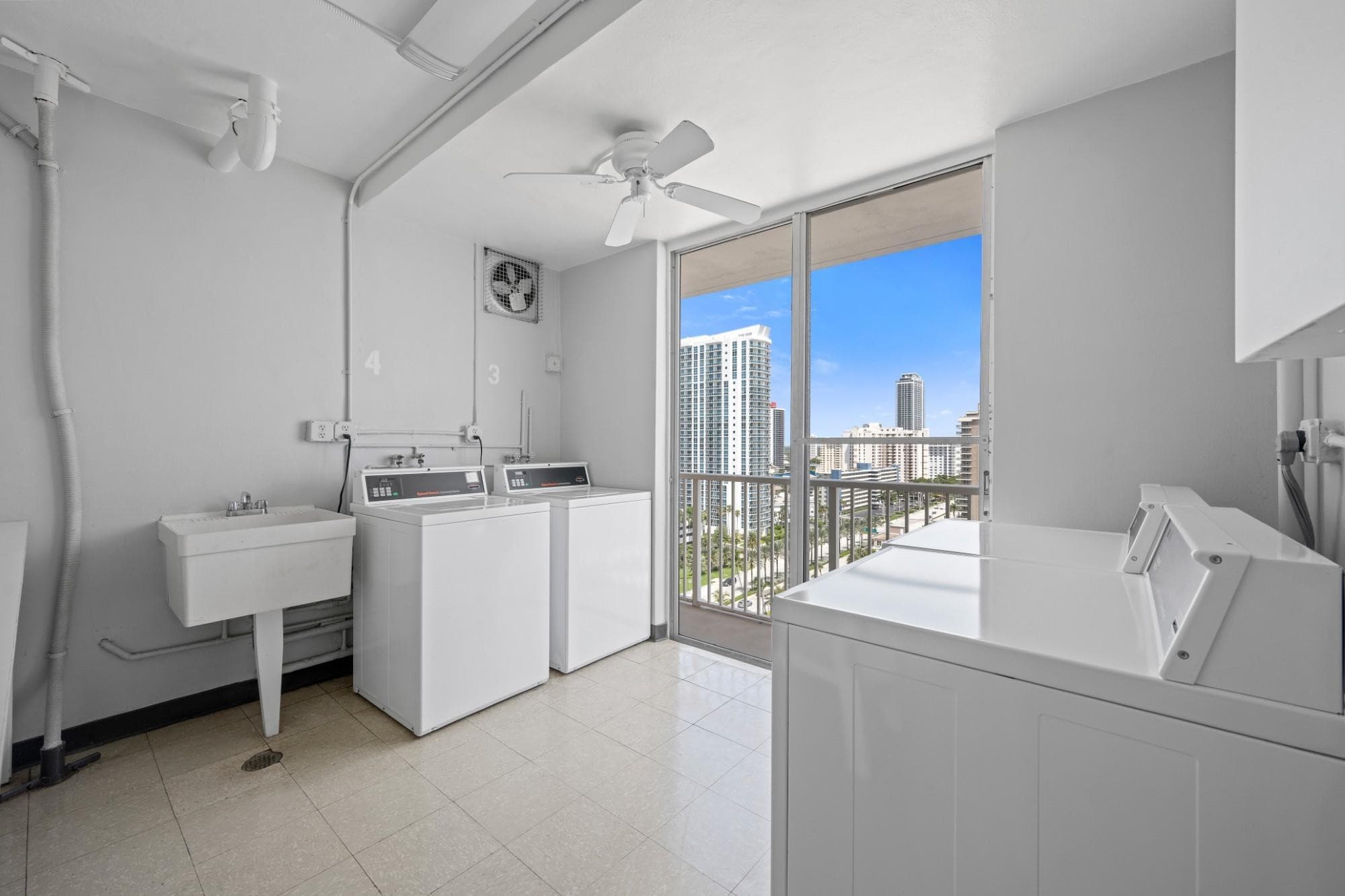 1980 S Ocean Drive 15l, Hallandale Beach, FL 33009 — photo 6 of 21