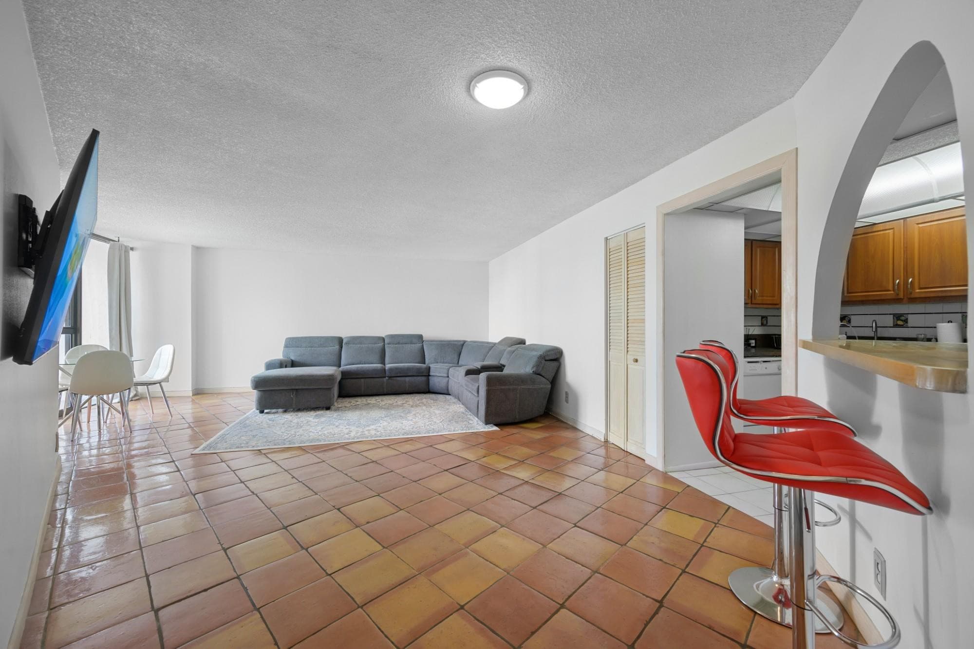 600 Parkview Drive 1111 (PH11), Hallandale Beach, FL 33009 — photo 7 of 26
