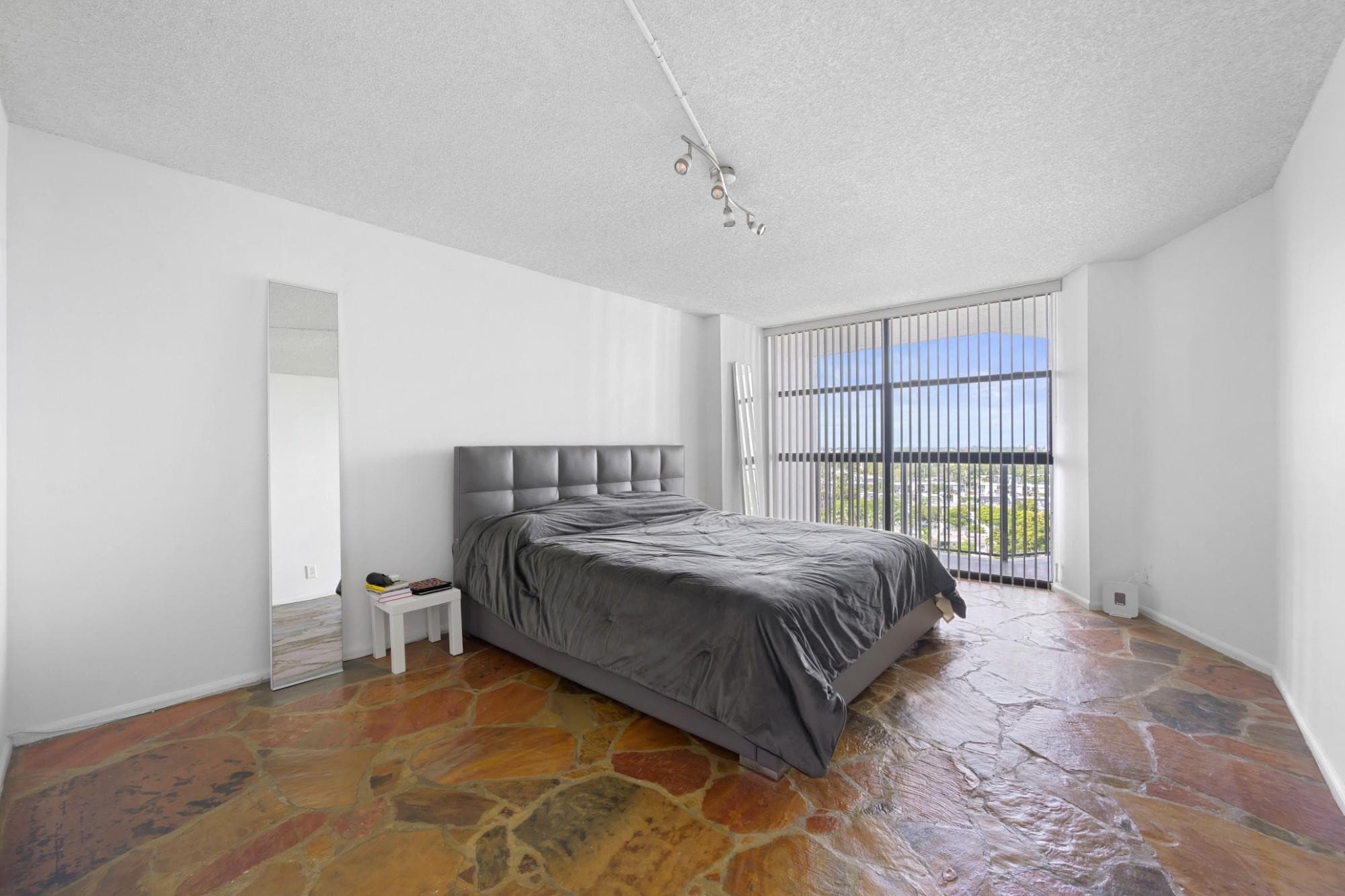 600 Parkview Drive 1111 (PH11), Hallandale Beach, FL 33009 — photo 14 of 26