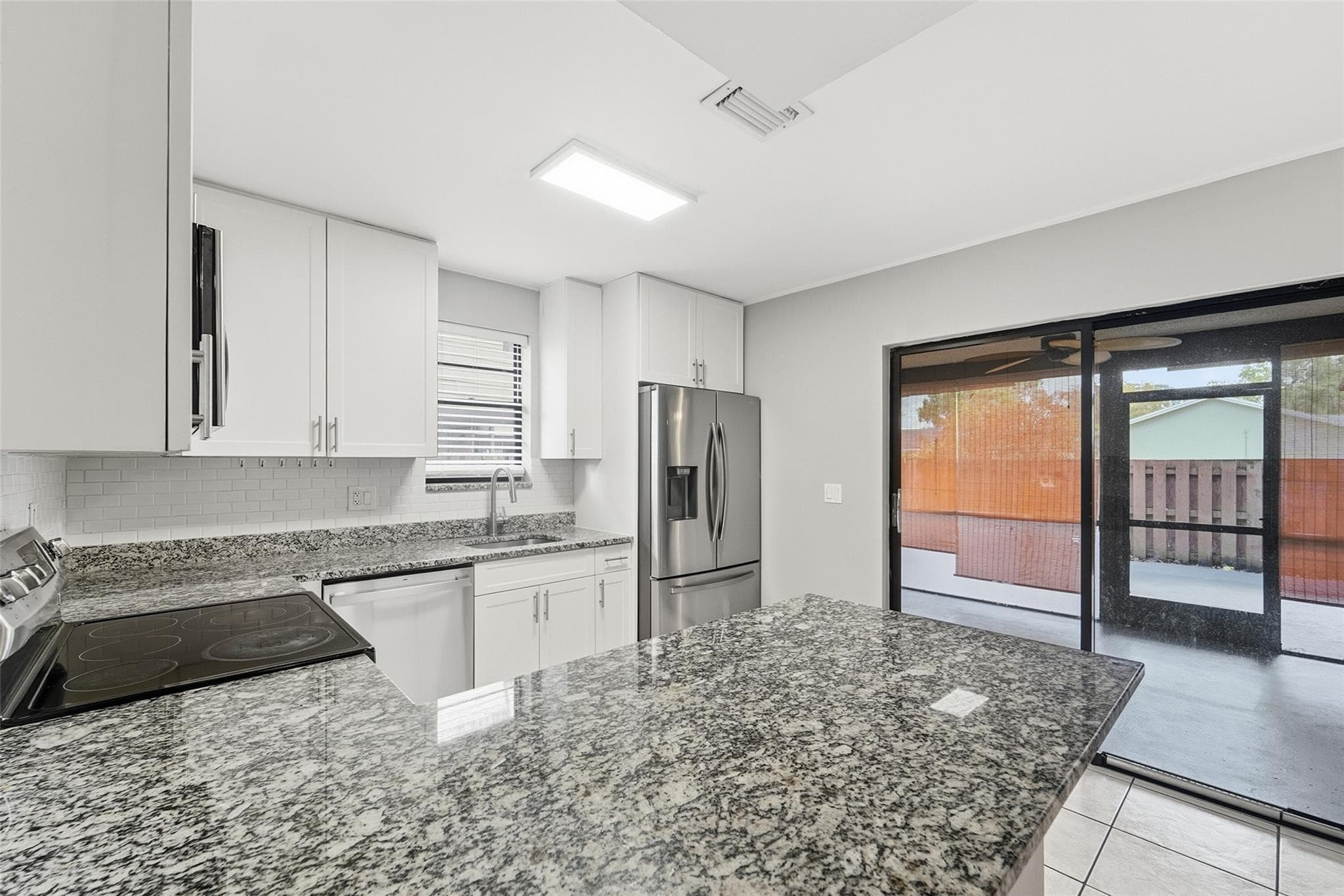 2501 NW 99th Avenue 2501, Coral Springs, FL 33065 — photo 4 of 22