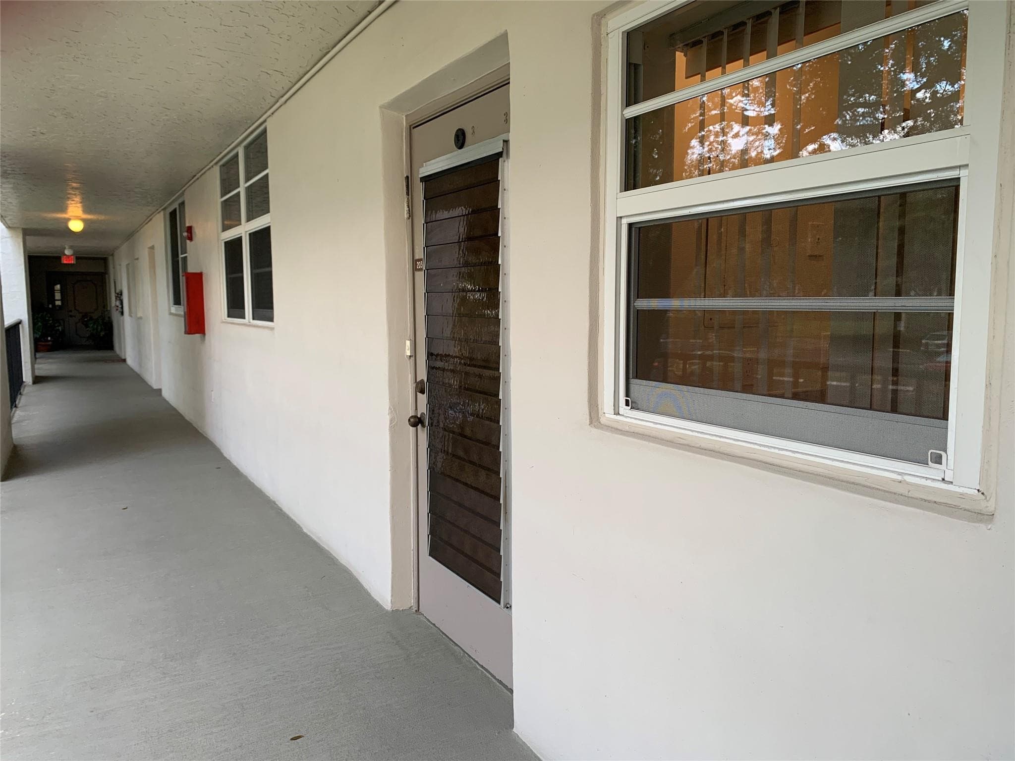 9460 Poinciana Place 203, Davie, FL 33324 — photo 2 of 26