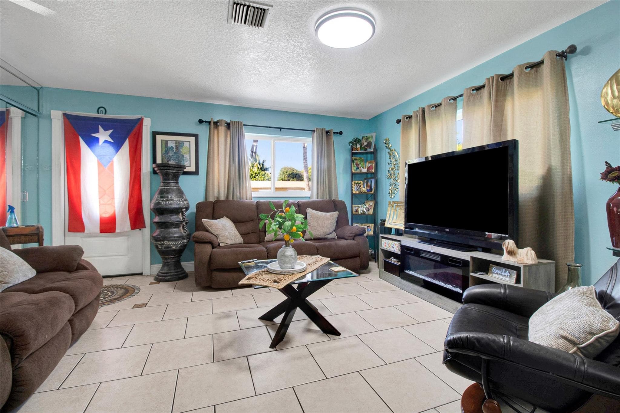 524 SW 72nd Avenue, North Lauderdale, FL 33068 — photo 10 of 20
