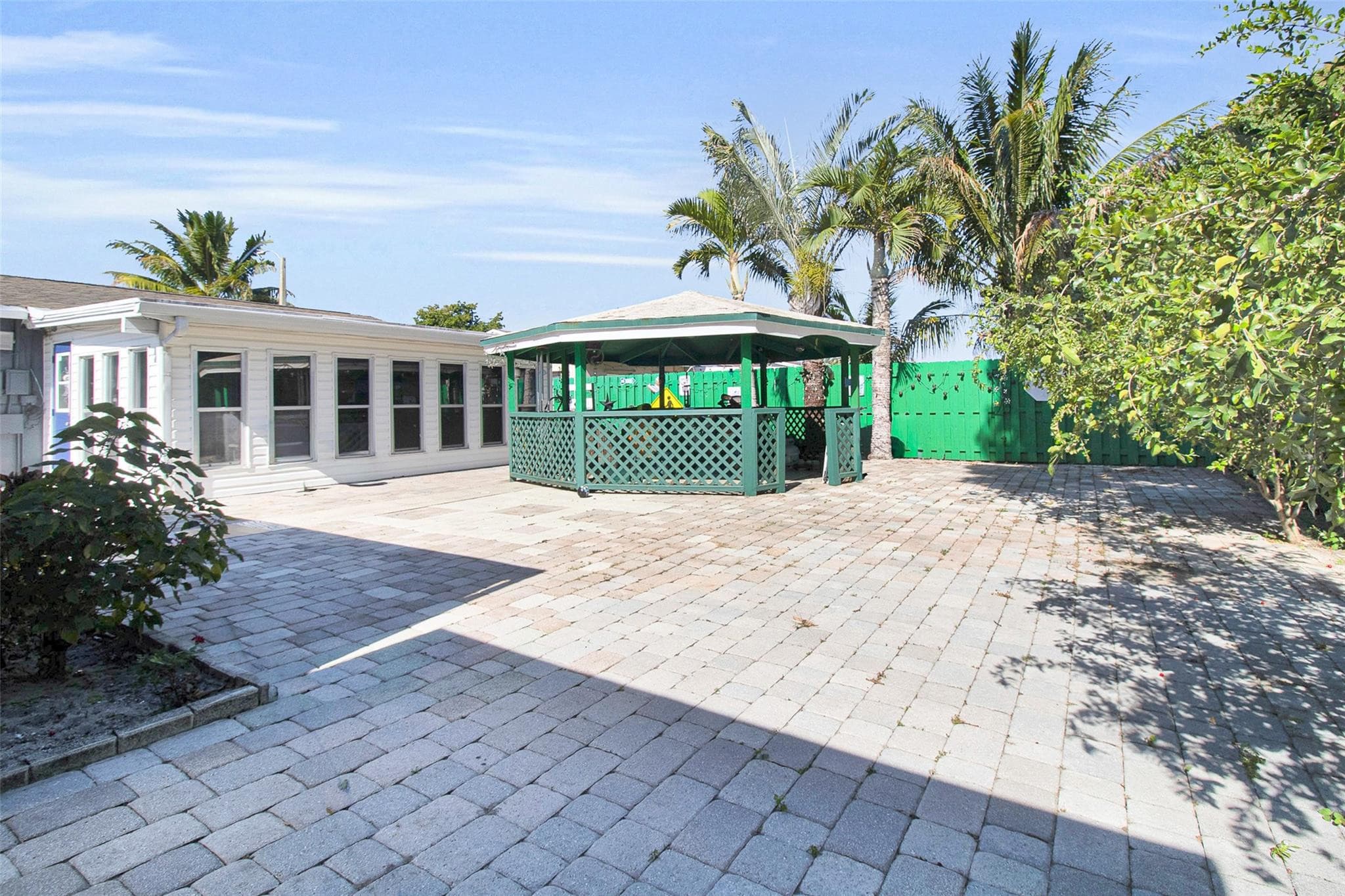 524 SW 72nd Avenue, North Lauderdale, FL 33068 — photo 19 of 20