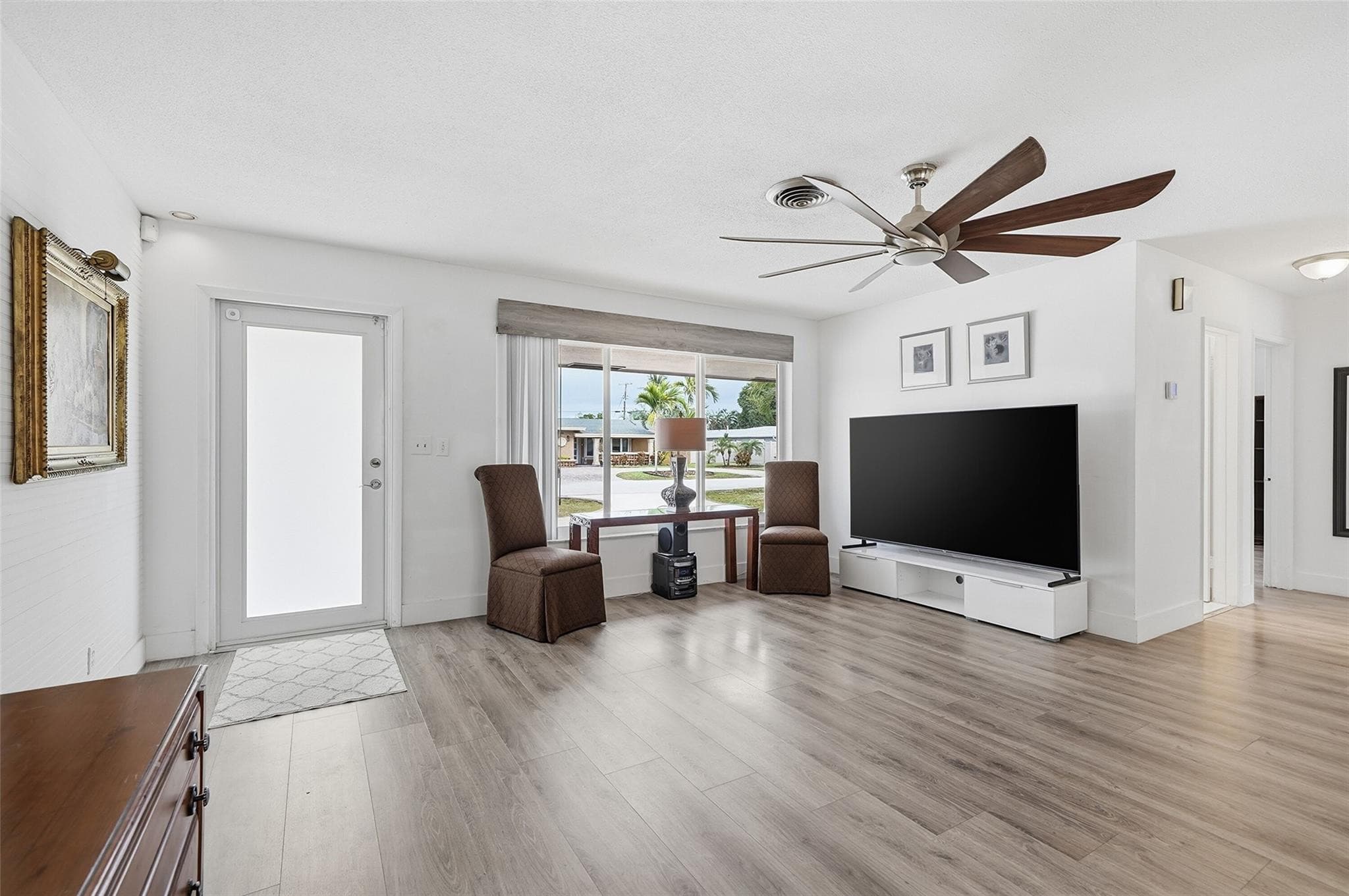 5651 NE 16th Avenue, Fort Lauderdale, FL 33334 — photo 6 of 27