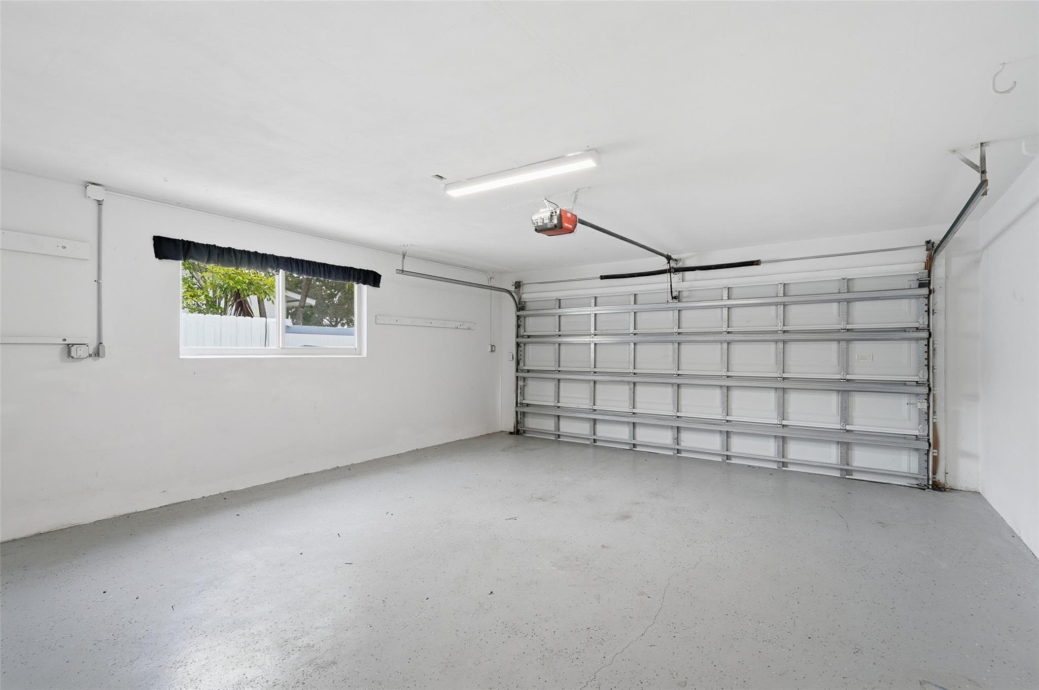 5651 NE 16th Avenue, Fort Lauderdale, FL 33334 — photo 17 of 27