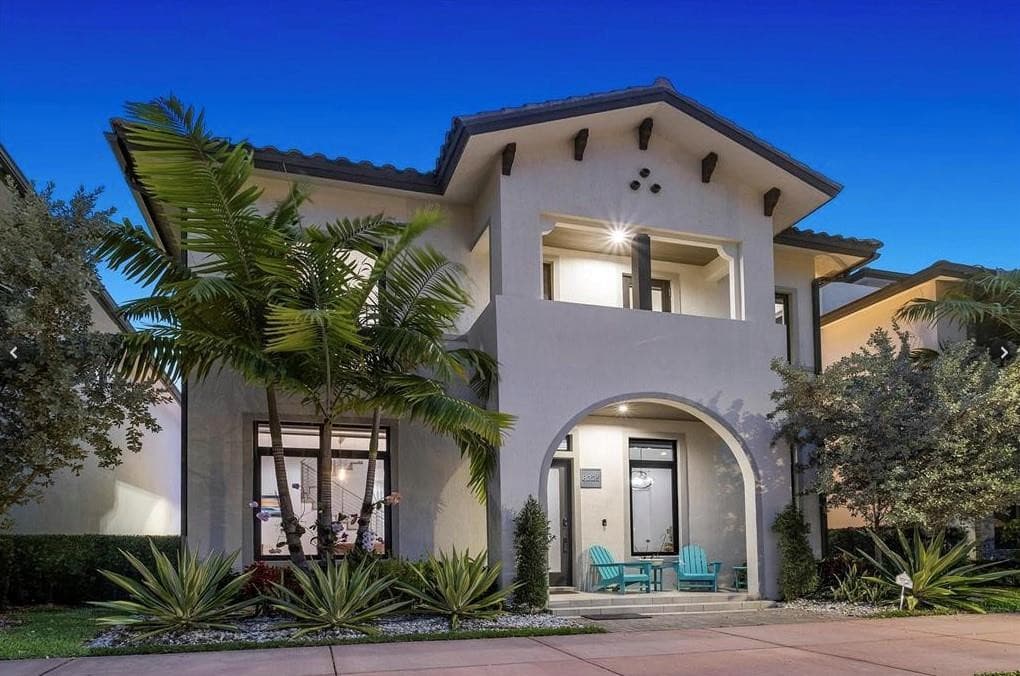 8225 Central Park Boulevard, Doral, FL 33166 — photo 1 of 75