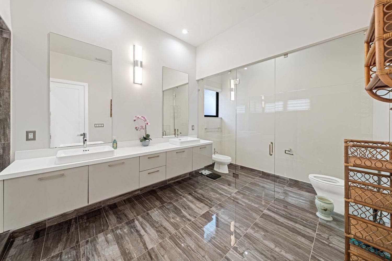 8225 Central Park Boulevard, Doral, FL 33166 — photo 25 of 75