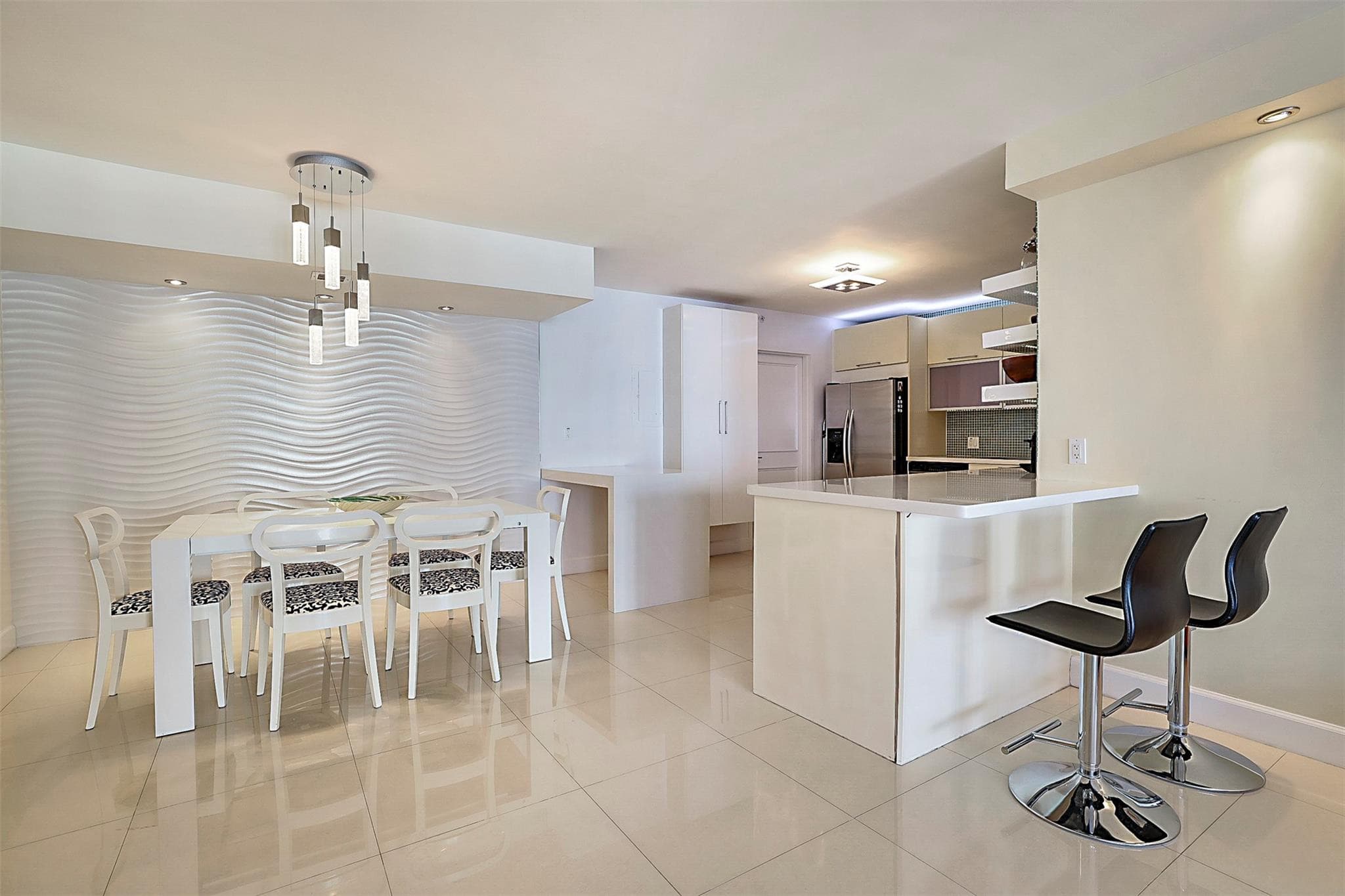 Condominium in Pompano Beach — photo 11 of 27