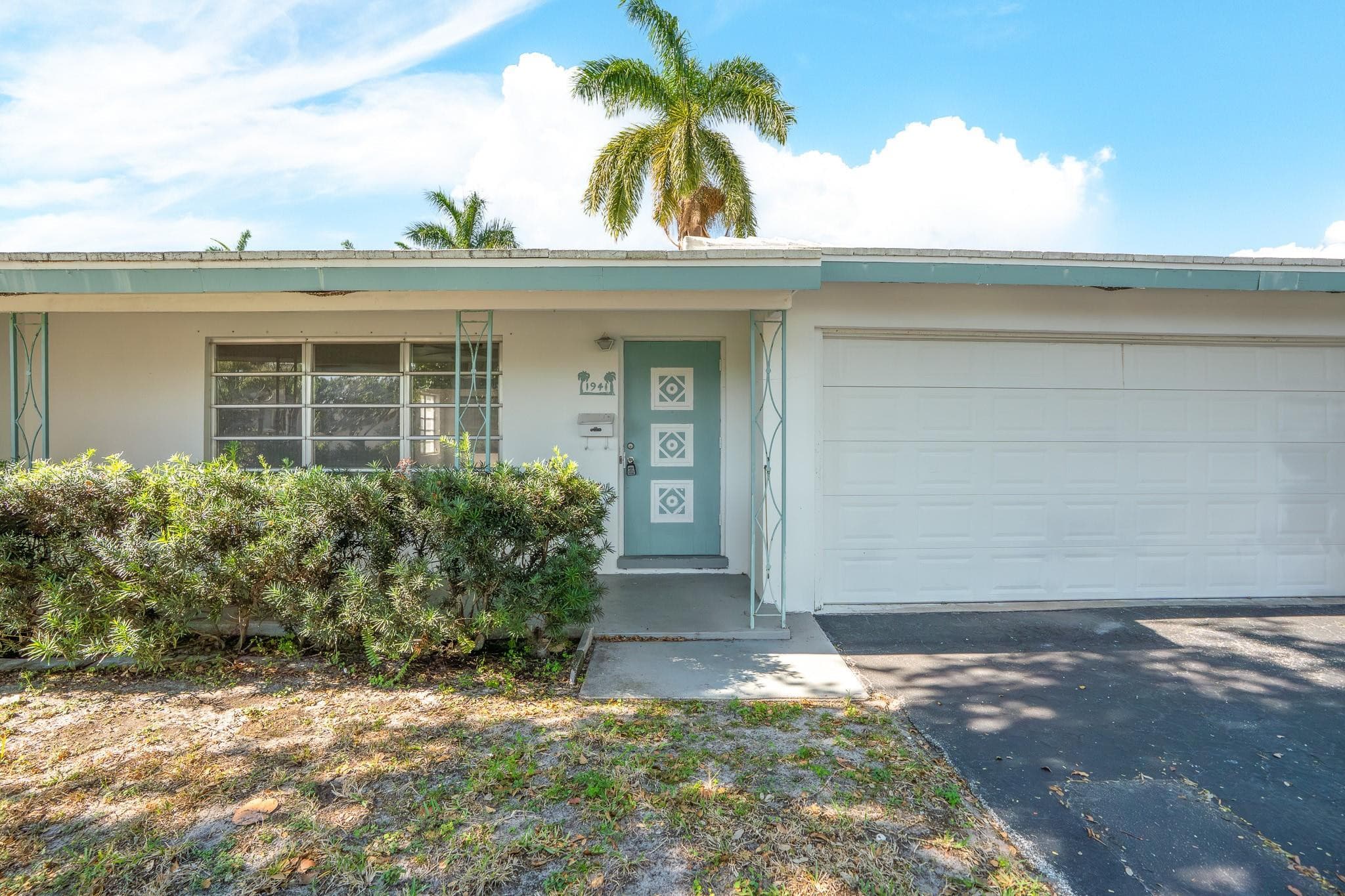 1941 NE 28th Avenue, Pompano Beach, FL 33062 — photo