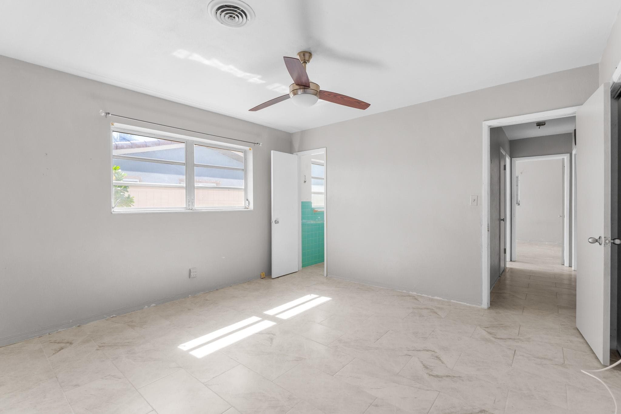 1941 NE 28th Avenue, Pompano Beach, FL 33062 — photo 13 of 49
