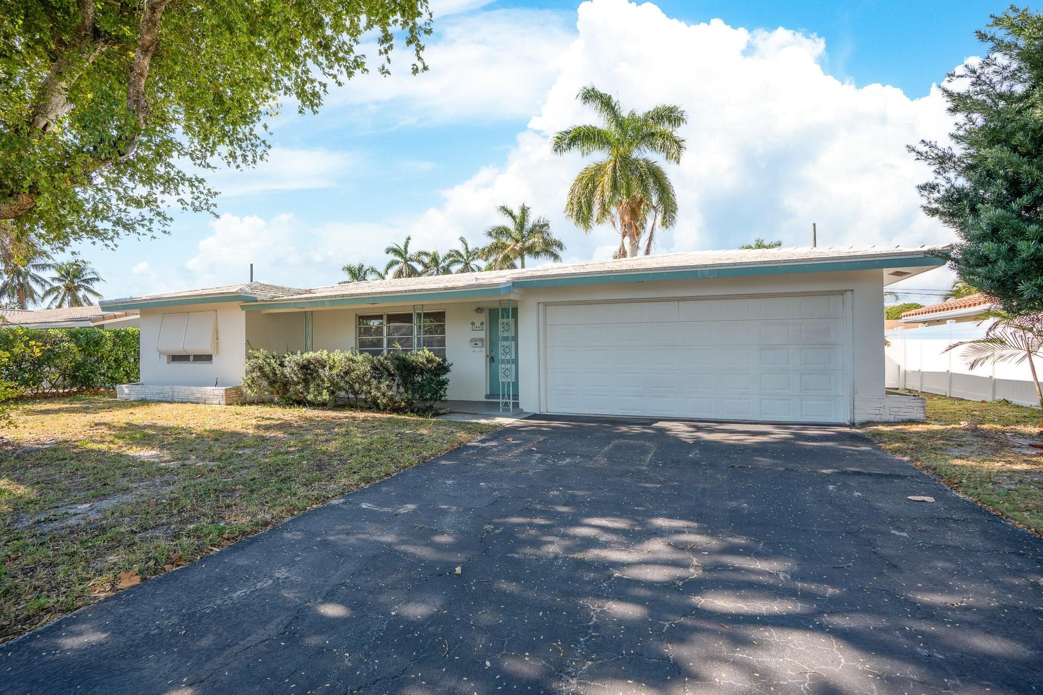 1941 NE 28th Avenue, Pompano Beach, FL 33062 — photo 30 of 49