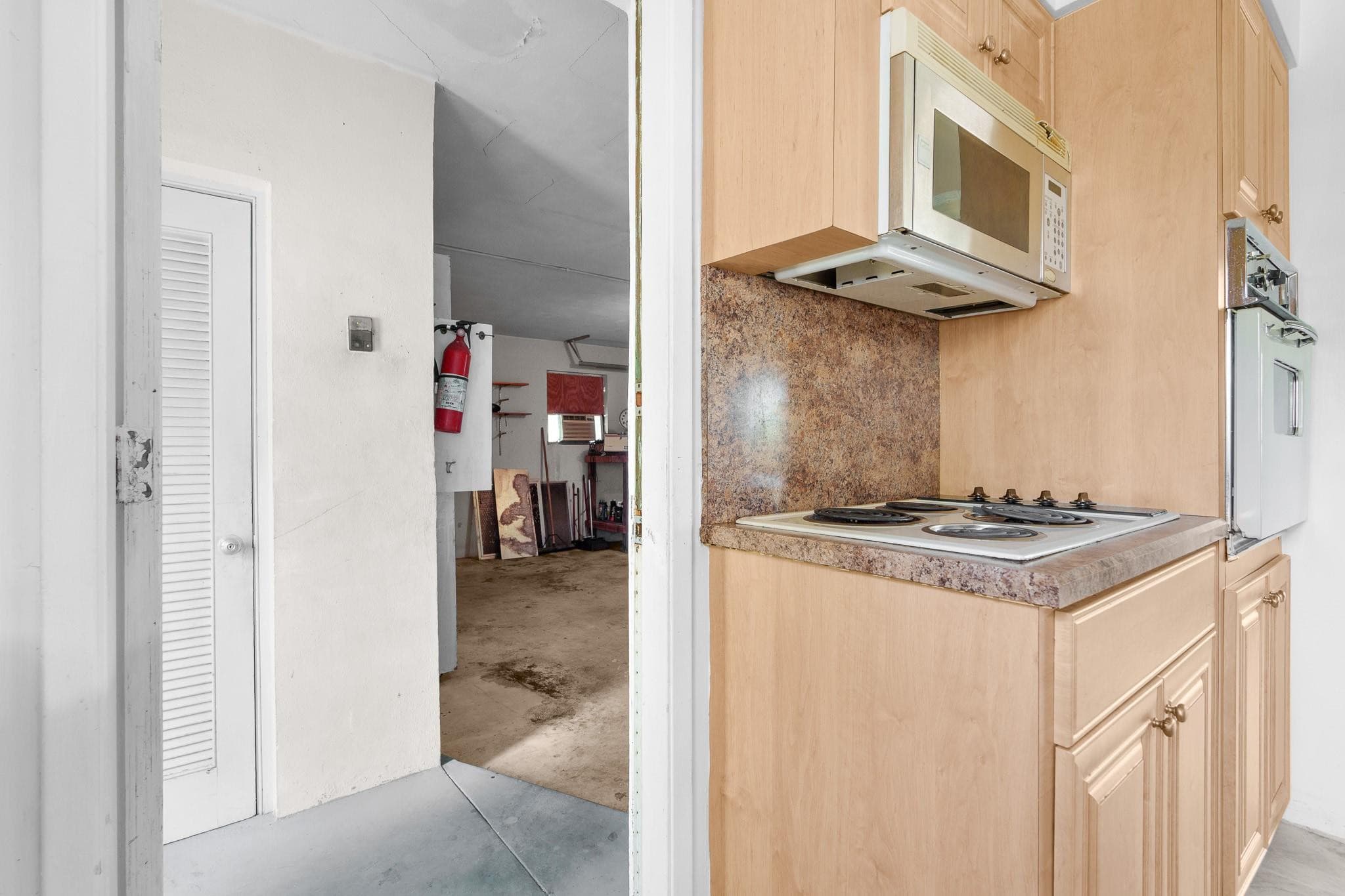 1941 NE 28th Avenue, Pompano Beach, FL 33062 — photo 32 of 49