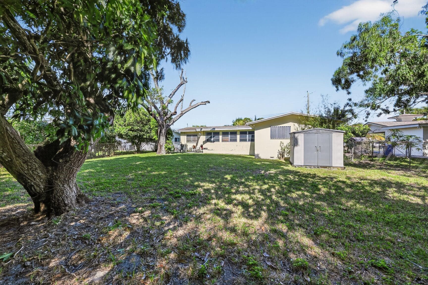 812 SW 14th Court, Fort Lauderdale, FL 33315 — photo 5 of 14