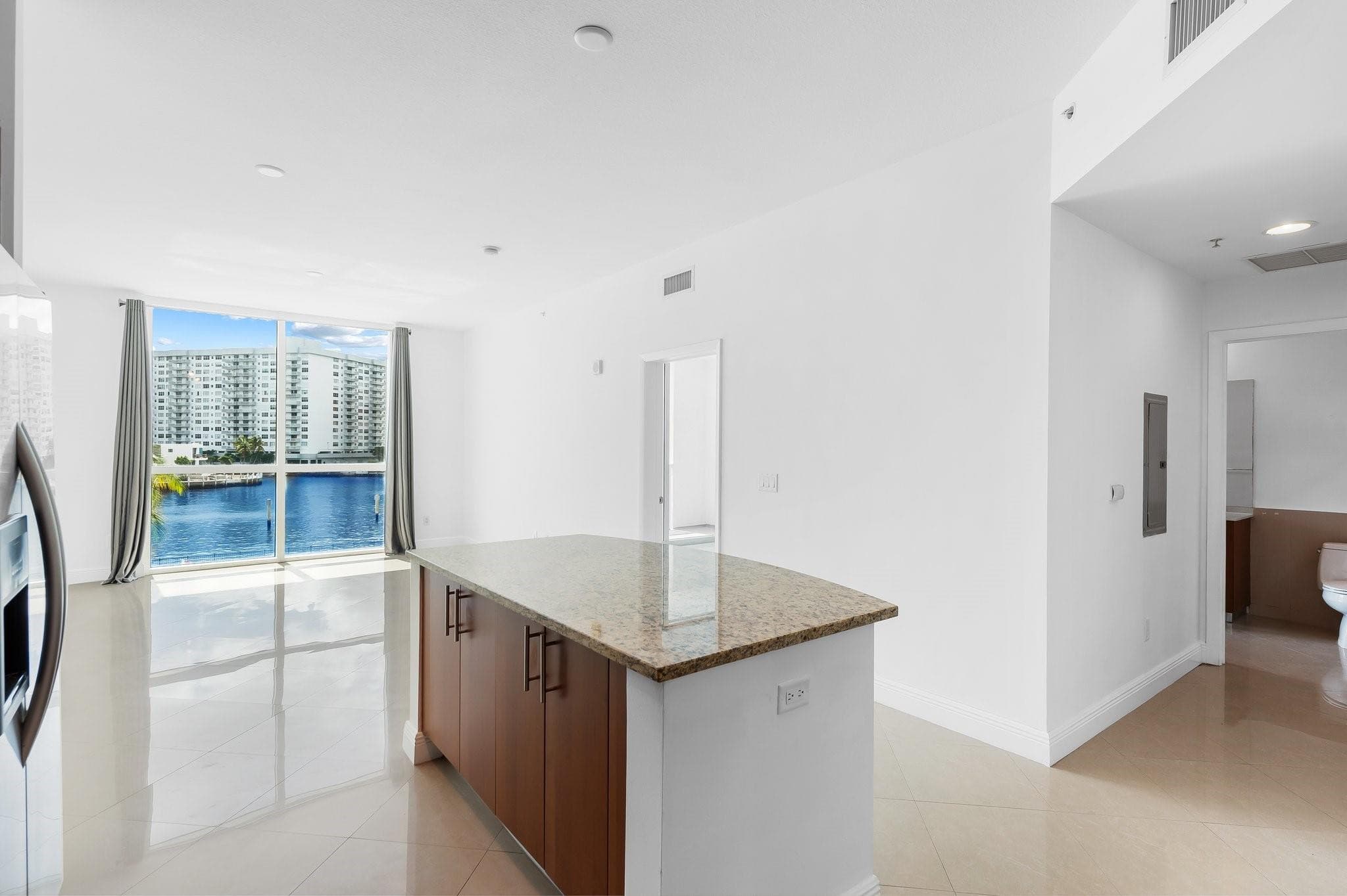 1945 S Ocean Drive 307, Hallandale Beach, FL 33009 — photo 9 of 13