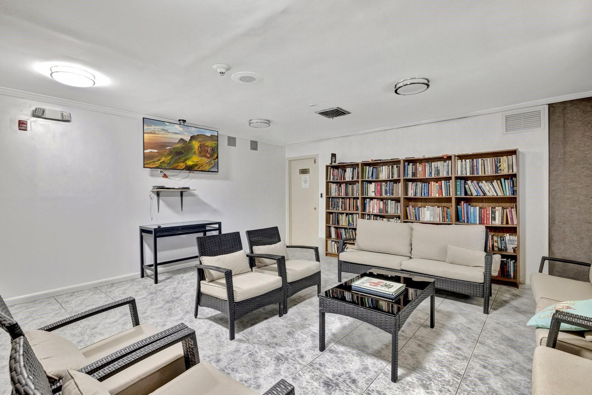 4270 NW 40th Street 302, Lauderdale Lakes, FL 33319 — photo 48 of 59