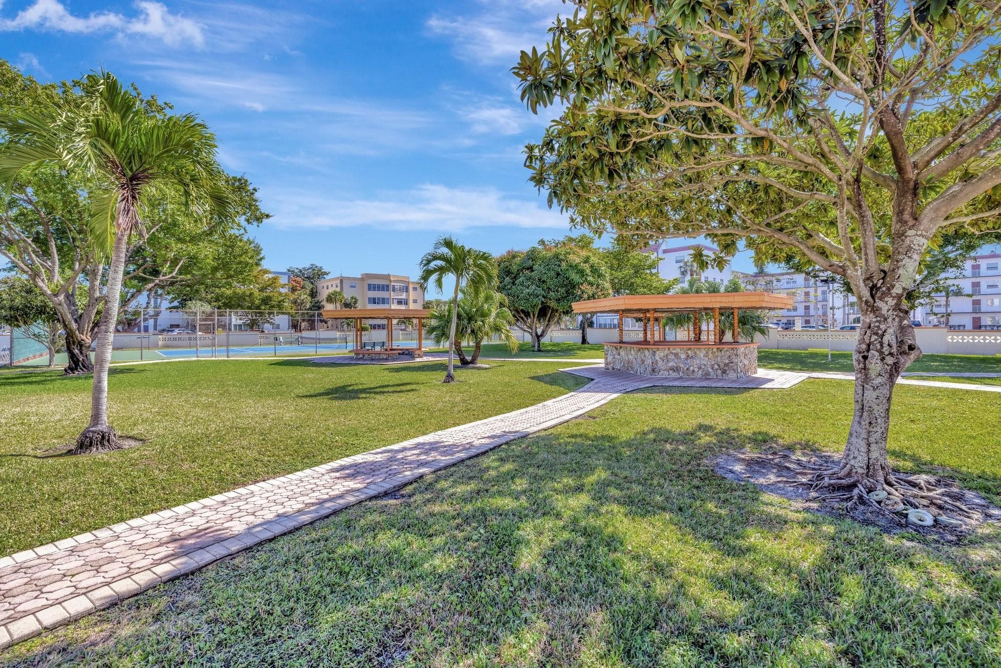 4270 NW 40th Street 302, Lauderdale Lakes, FL 33319 — photo 58 of 59
