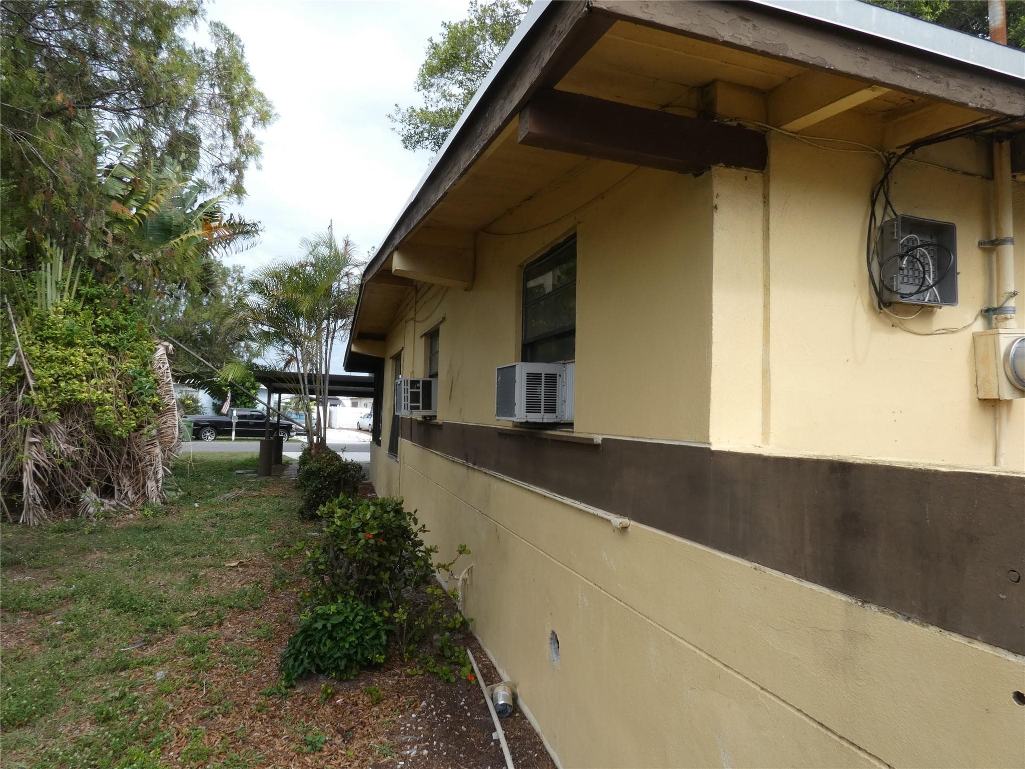 82 Tortuga Road, Palm Springs, FL 33461 — photo 4 of 17