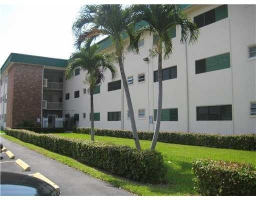 1420 Atlantic Shores Boulevard 234, Hallandale Beach, FL 33009 — photo 2 of 11