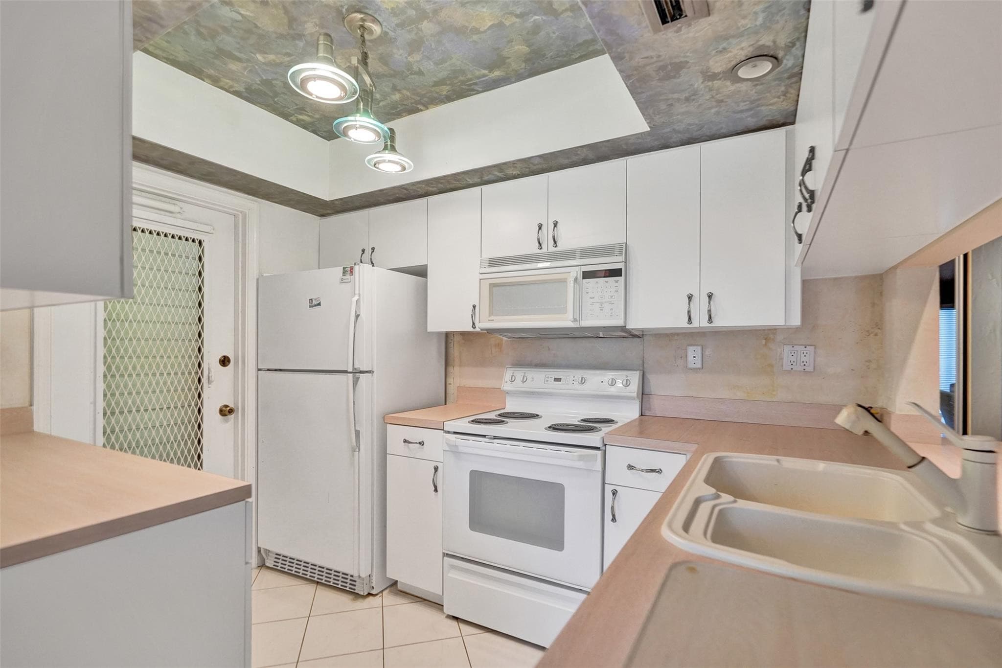3000 NE 48th Street 206, Fort Lauderdale, FL 33308 — photo 10 of 38