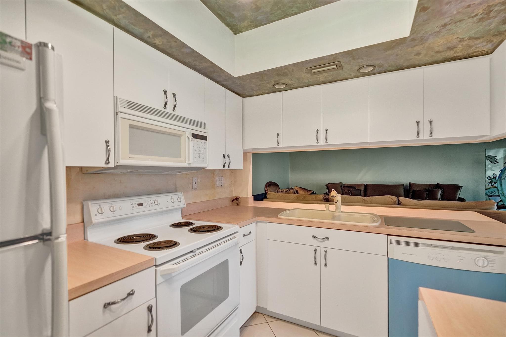 3000 NE 48th Street 206, Fort Lauderdale, FL 33308 — photo 13 of 38