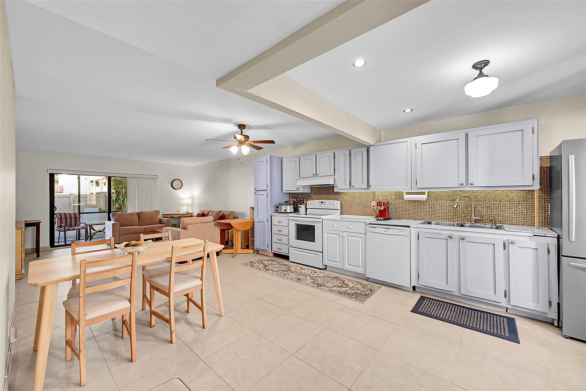 138 S Cypress Road 214, Pompano Beach, FL 33060 — photo 2 of 30