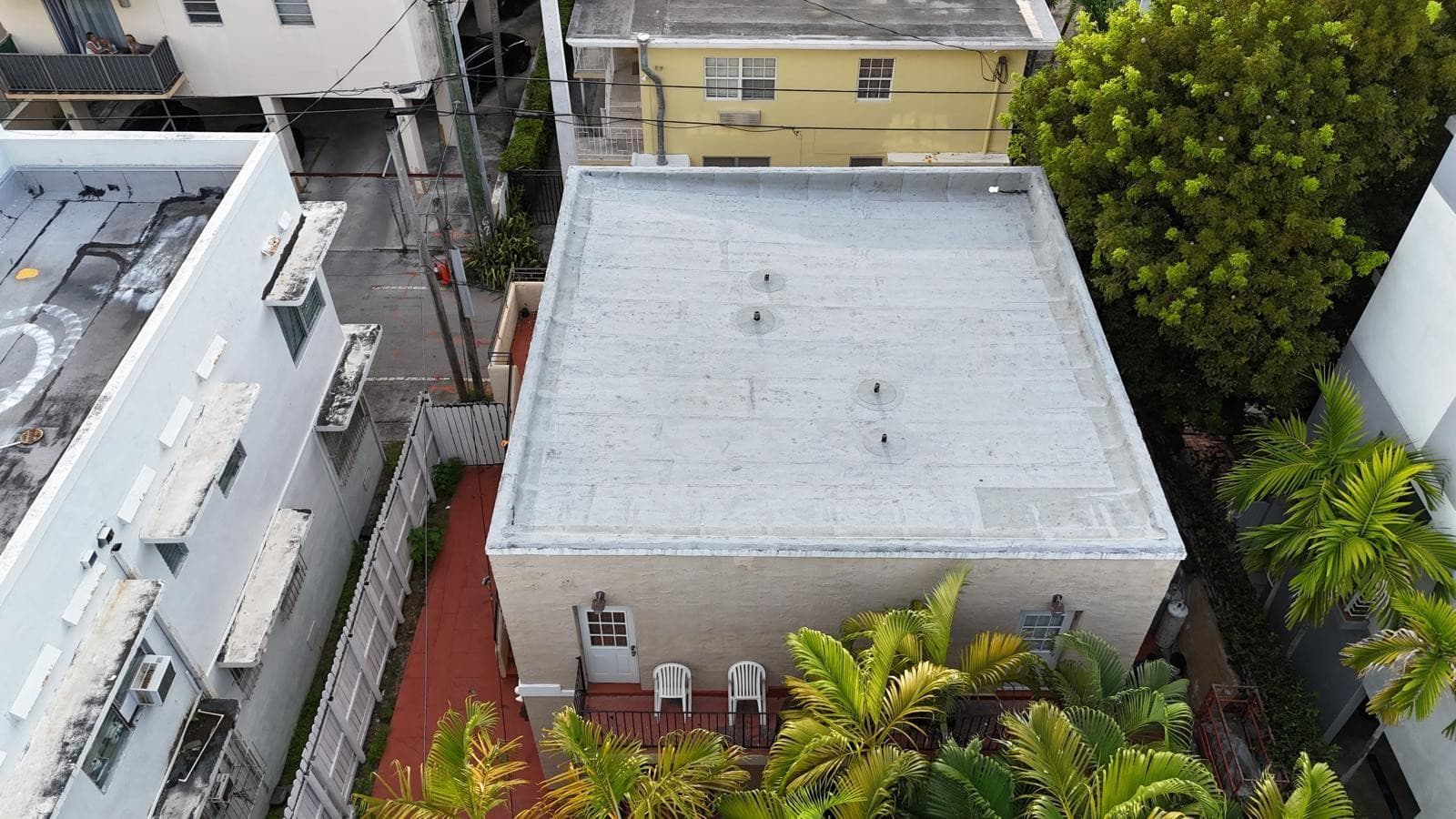 828 Pennsylvania Avenue, Miami Beach, FL 33139 — photo 5 of 10