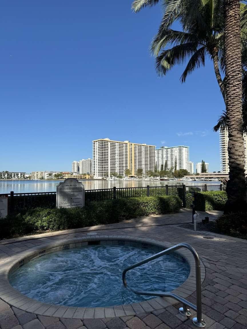 17125 N Bay Road 3102, Sunny Isles Beach, FL 33160 — photo 15 of 17