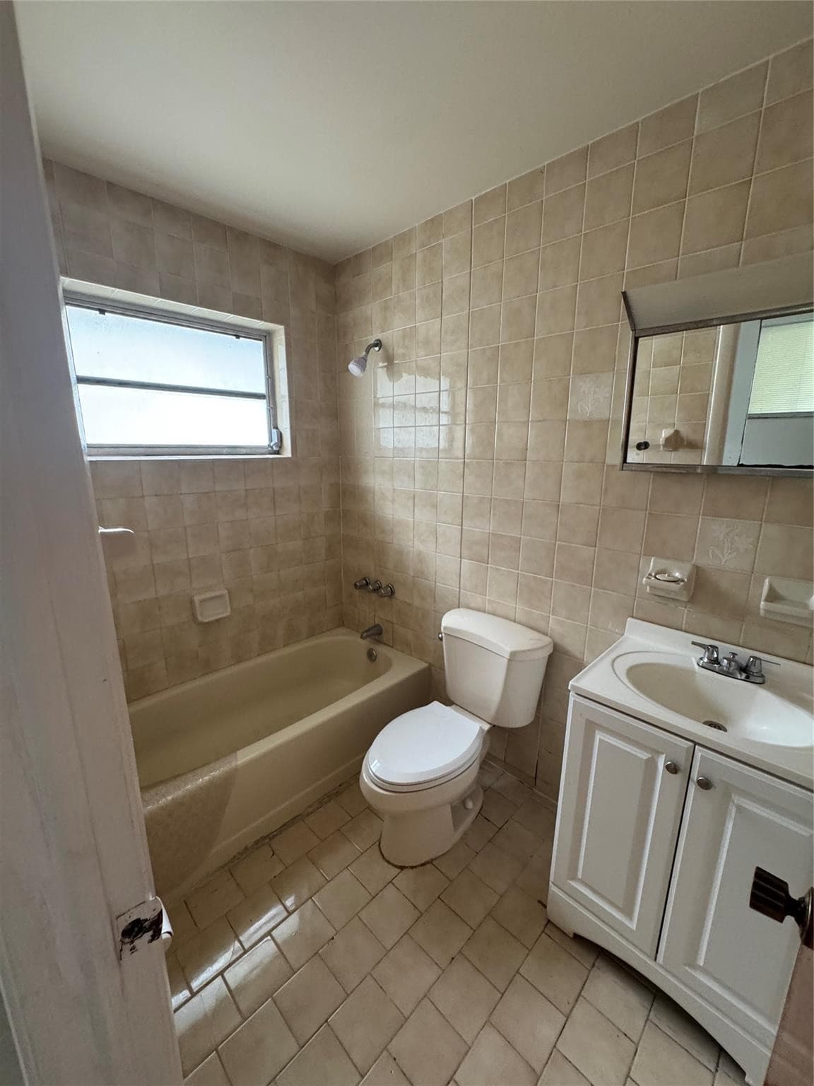 2842 SW 36th Court, Miami, FL 33133 — photo 8 of 9