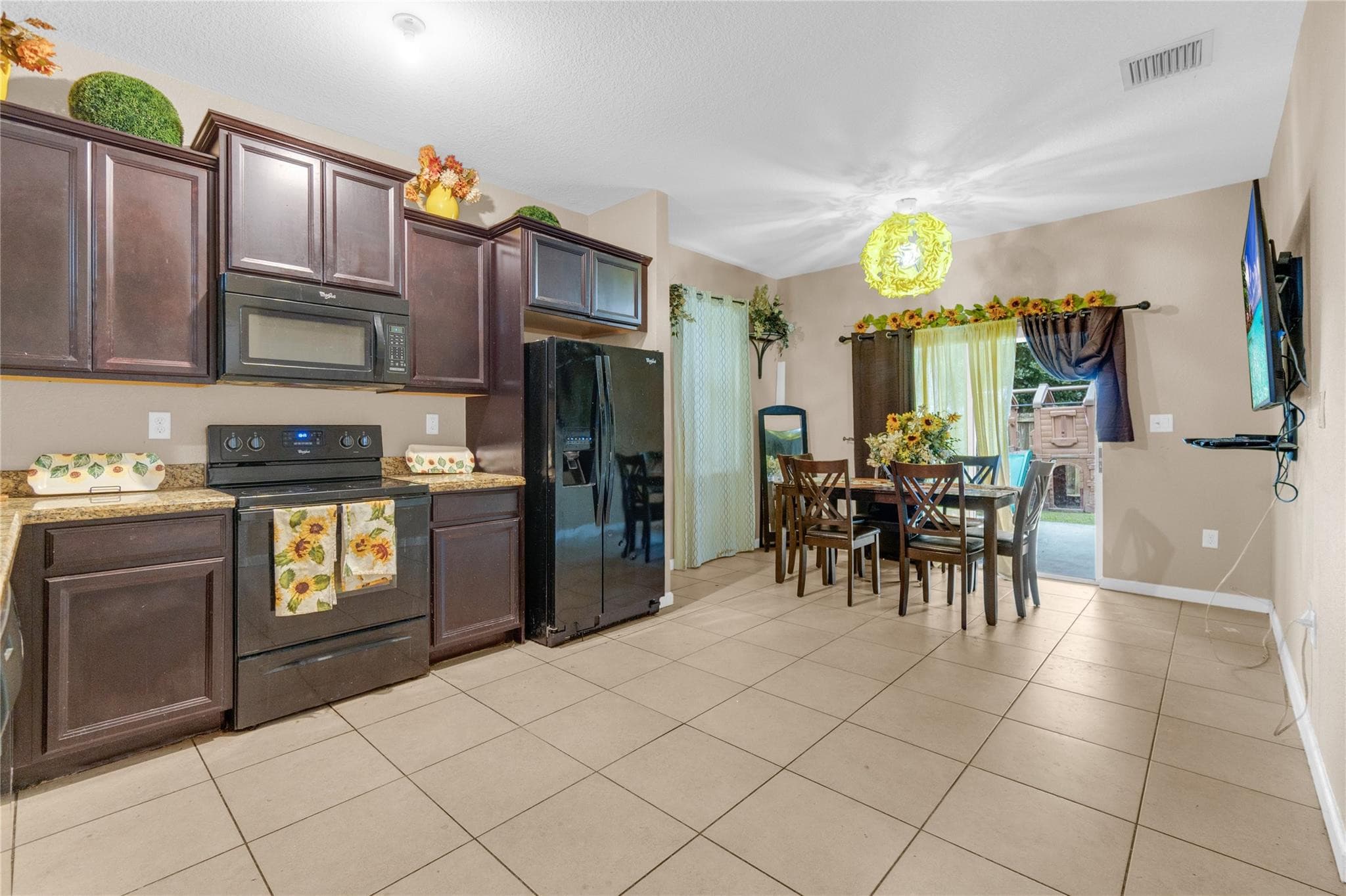 11050 SW 225th Terrace, Miami, FL 33170 — photo 10 of 30