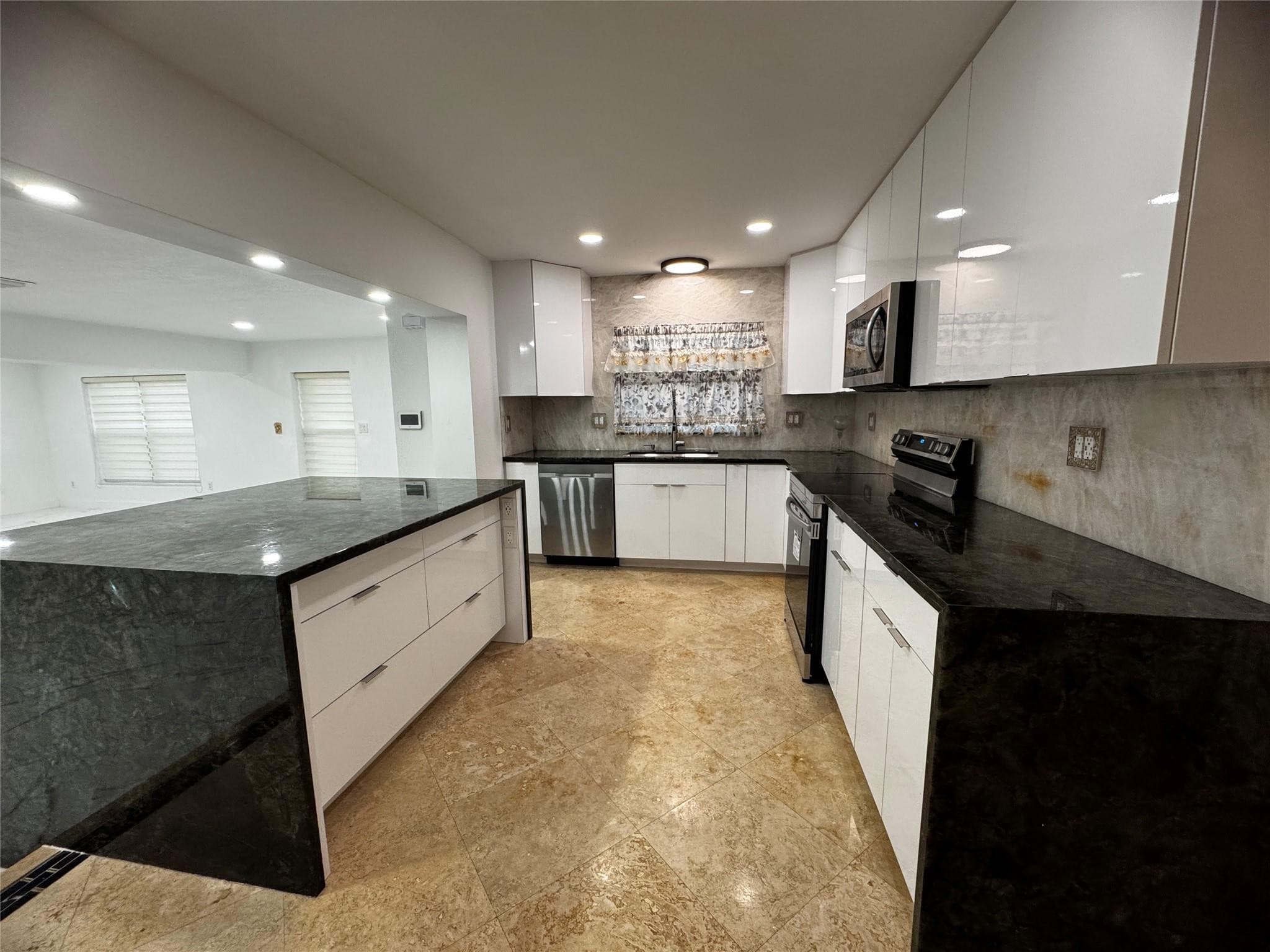 4250 NW 9th Court, Coconut Creek, FL 33066 — photo 6 of 19