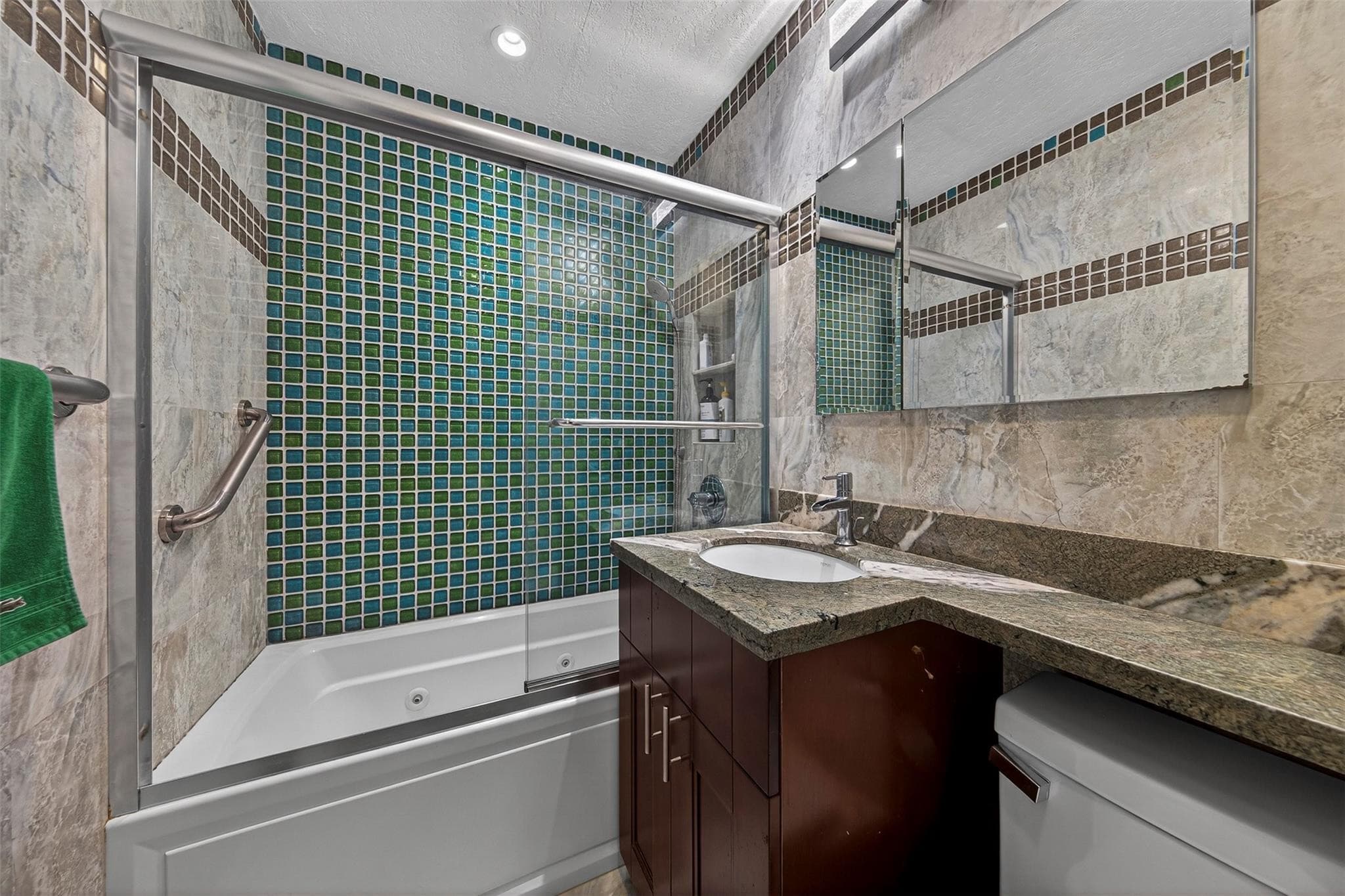 918 NE 4th Street, Hallandale Beach, FL 33009 — photo 24 of 46