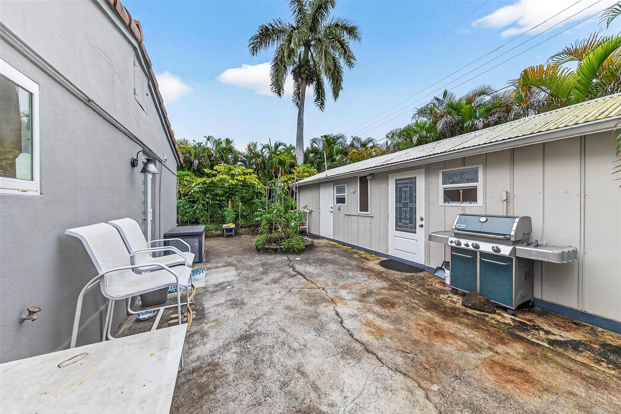 918 NE 4th Street, Hallandale Beach, FL 33009 — photo 39 of 46