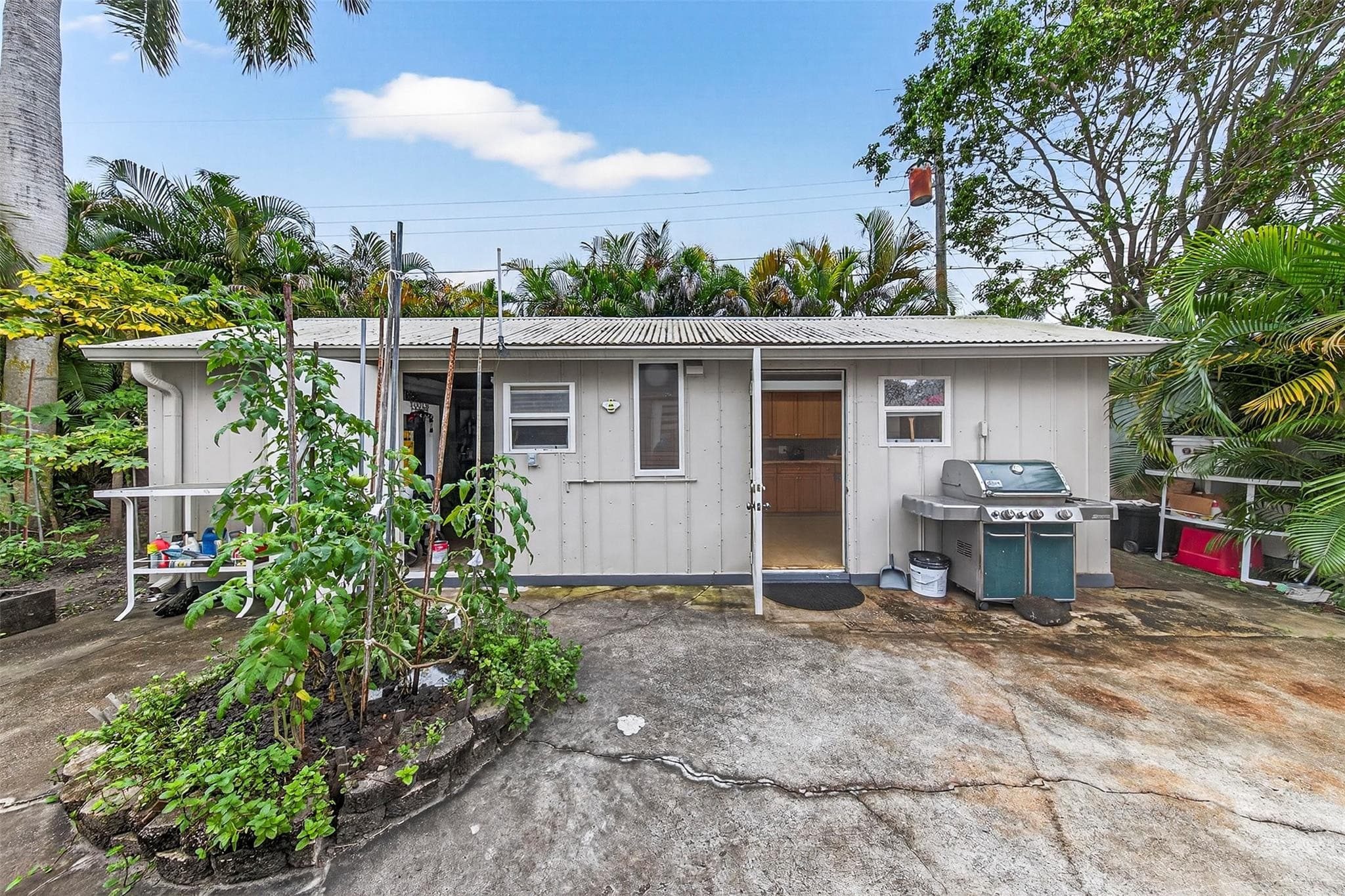 918 NE 4th Street, Hallandale Beach, FL 33009 — photo 44 of 46