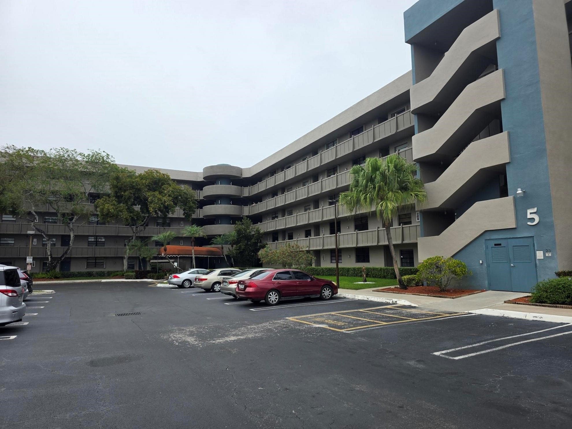 1001 Colony Point Circle 405, Pembroke Pines, FL 33026 — photo 24 of 26