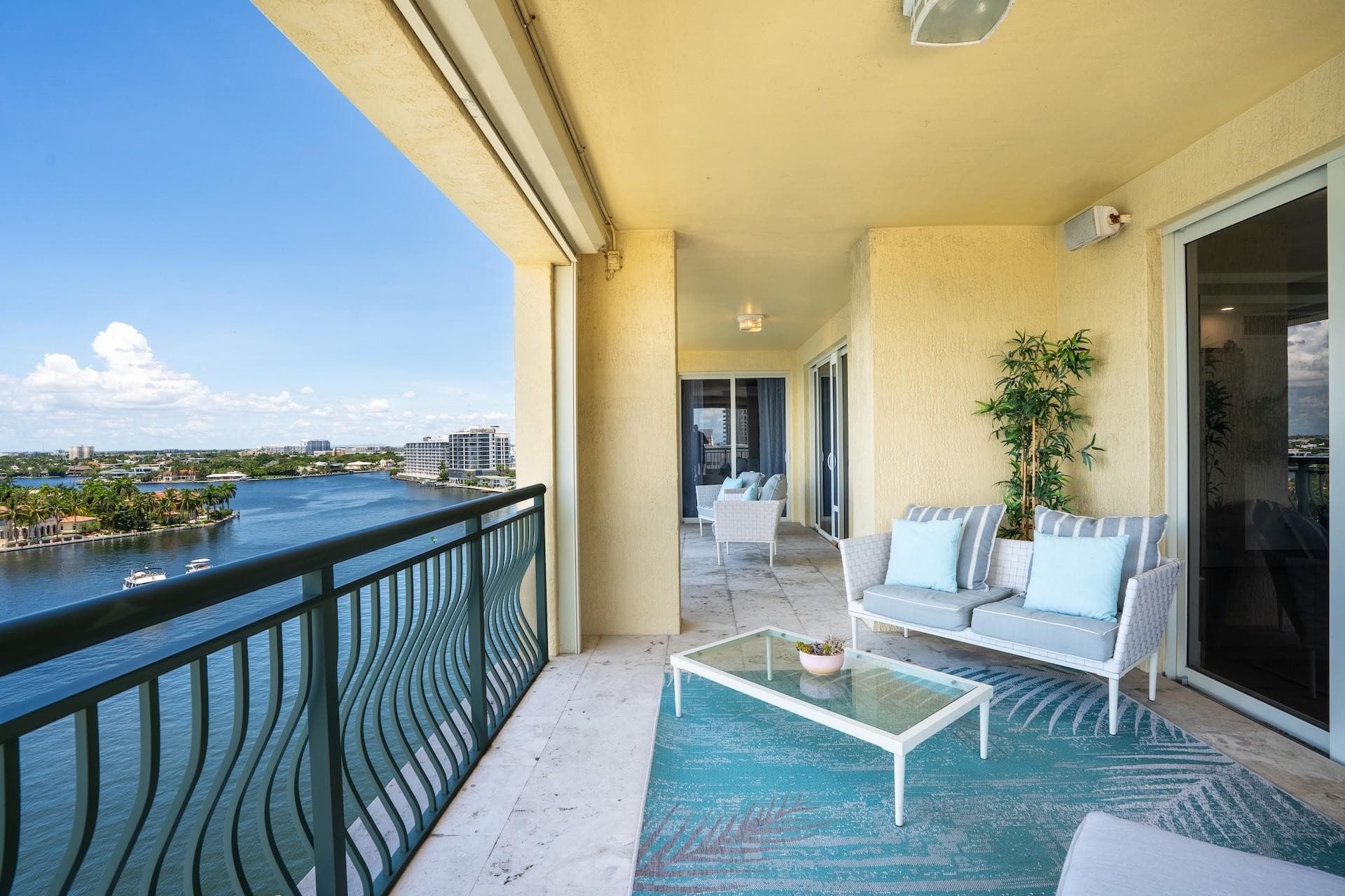 209 N Birch Road 1002, Fort Lauderdale, FL 33304 — photo 14 of 59