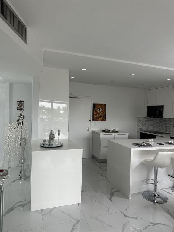 3333 NE 34th Street 304, Fort Lauderdale, FL 33308 — photo 9 of 38