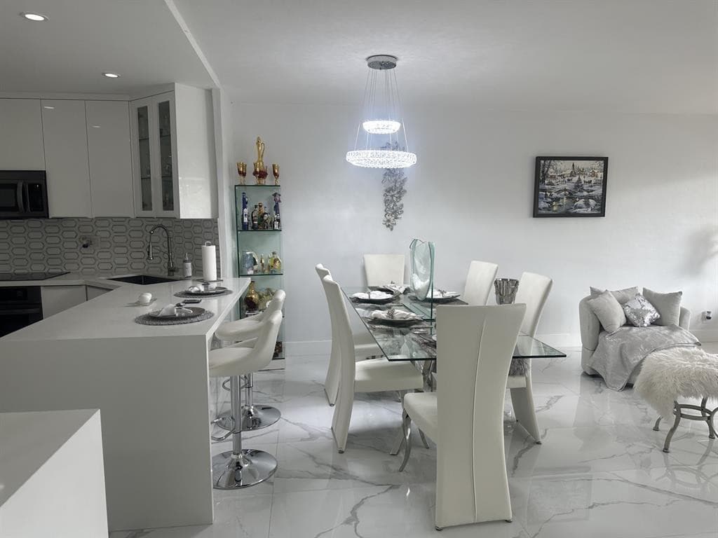 3333 NE 34th Street 304, Fort Lauderdale, FL 33308 — photo 14 of 38