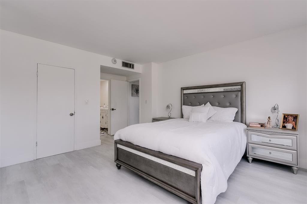 3333 NE 34th Street 304, Fort Lauderdale, FL 33308 — photo 25 of 38