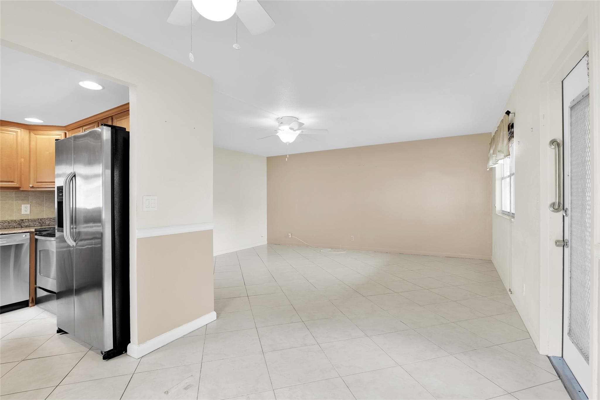 736 Flanders P 736, Delray Beach, FL 33484 — photo 5 of 41