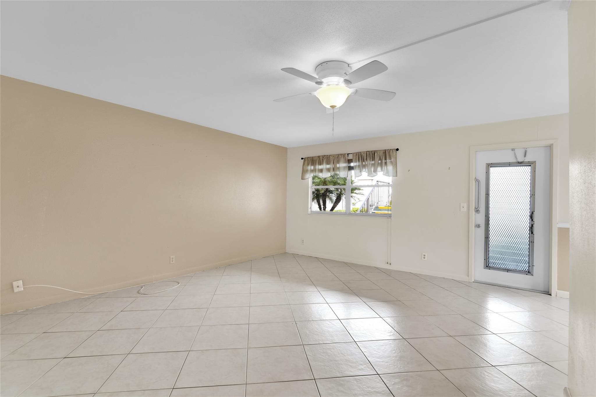 736 Flanders P 736, Delray Beach, FL 33484 — photo 8 of 41