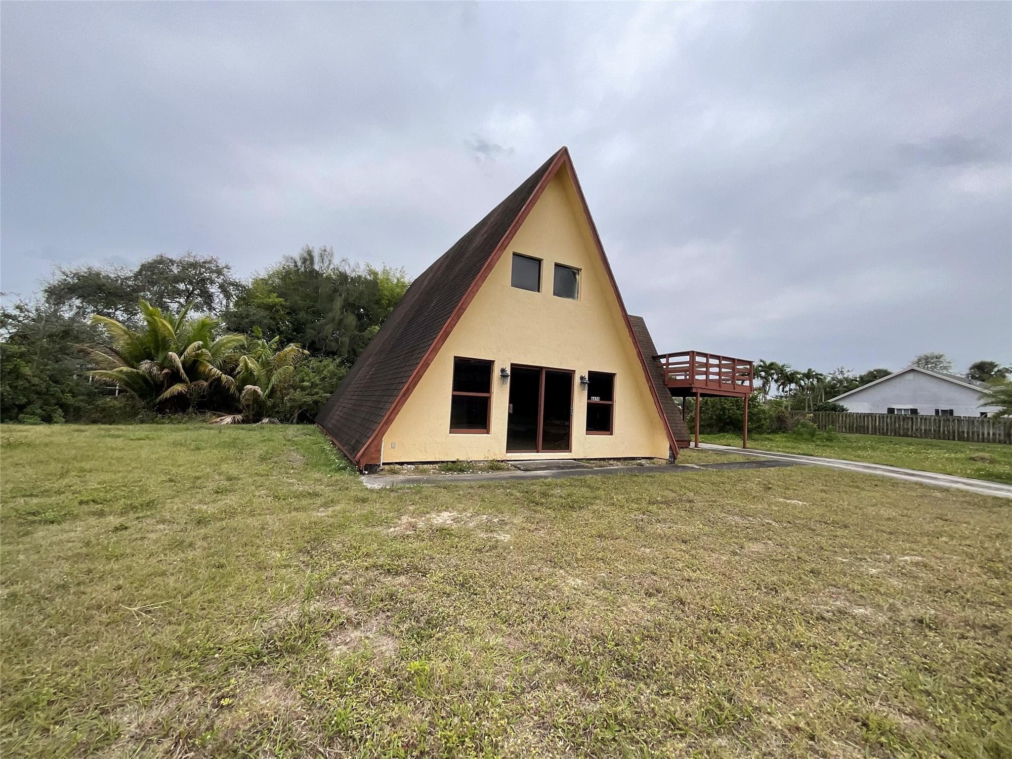 6650 Riggers Road, Lake Worth, FL 33462 — photo 5 of 5