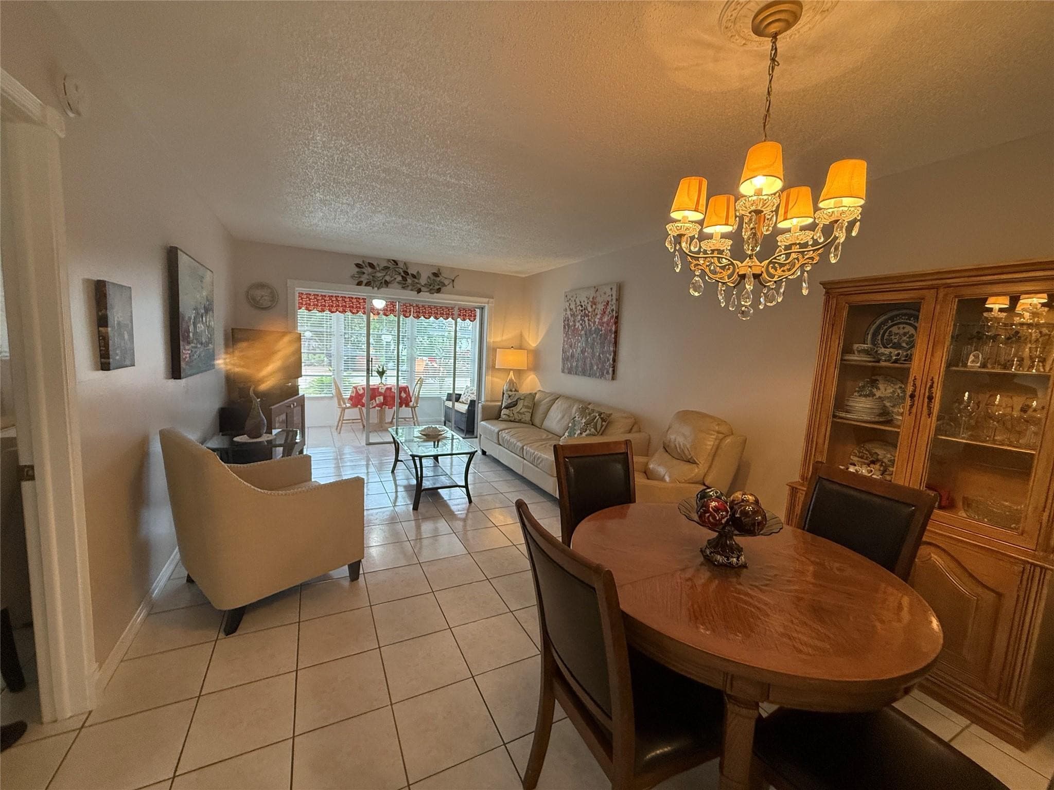 2901 NW 46th Avenue 106, Lauderdale Lakes, FL 33313 — photo