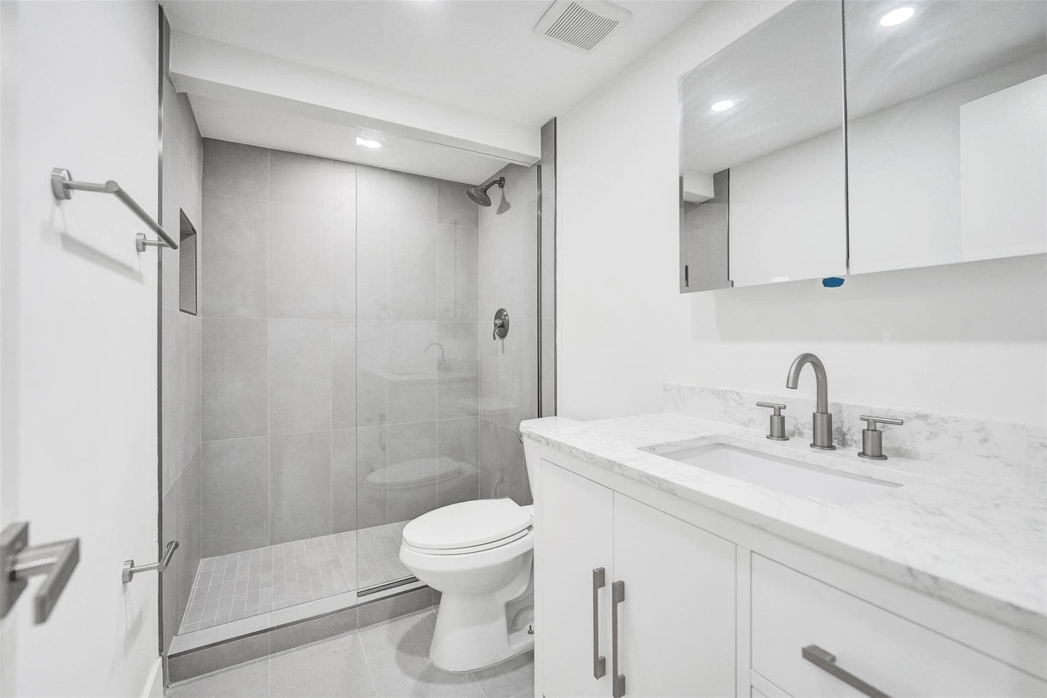 4040 N Hills Drive 24, Hollywood, FL 33021 — photo 16 of 37