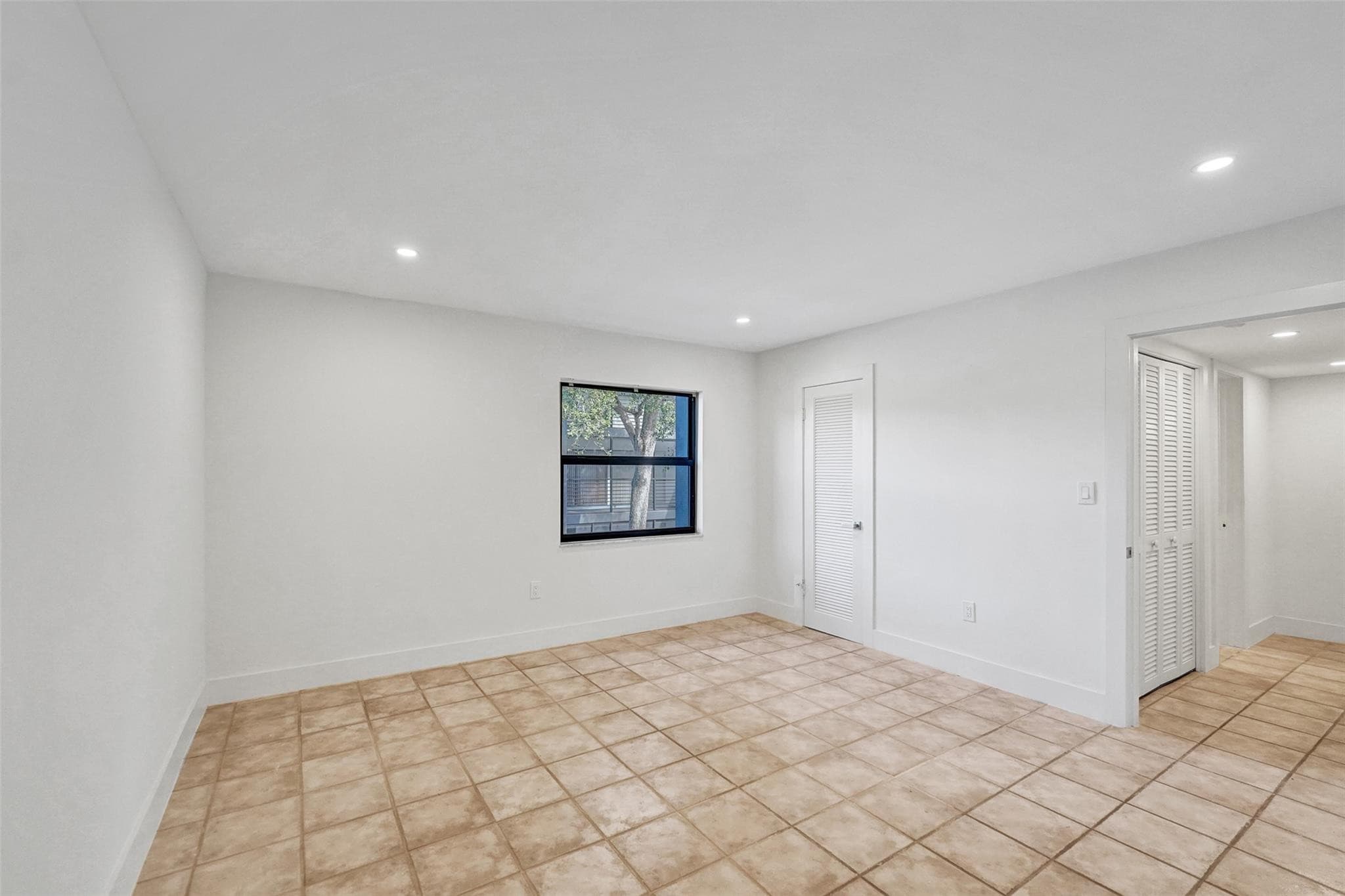 4040 N Hills Drive 24, Hollywood, FL 33021 — photo 20 of 37
