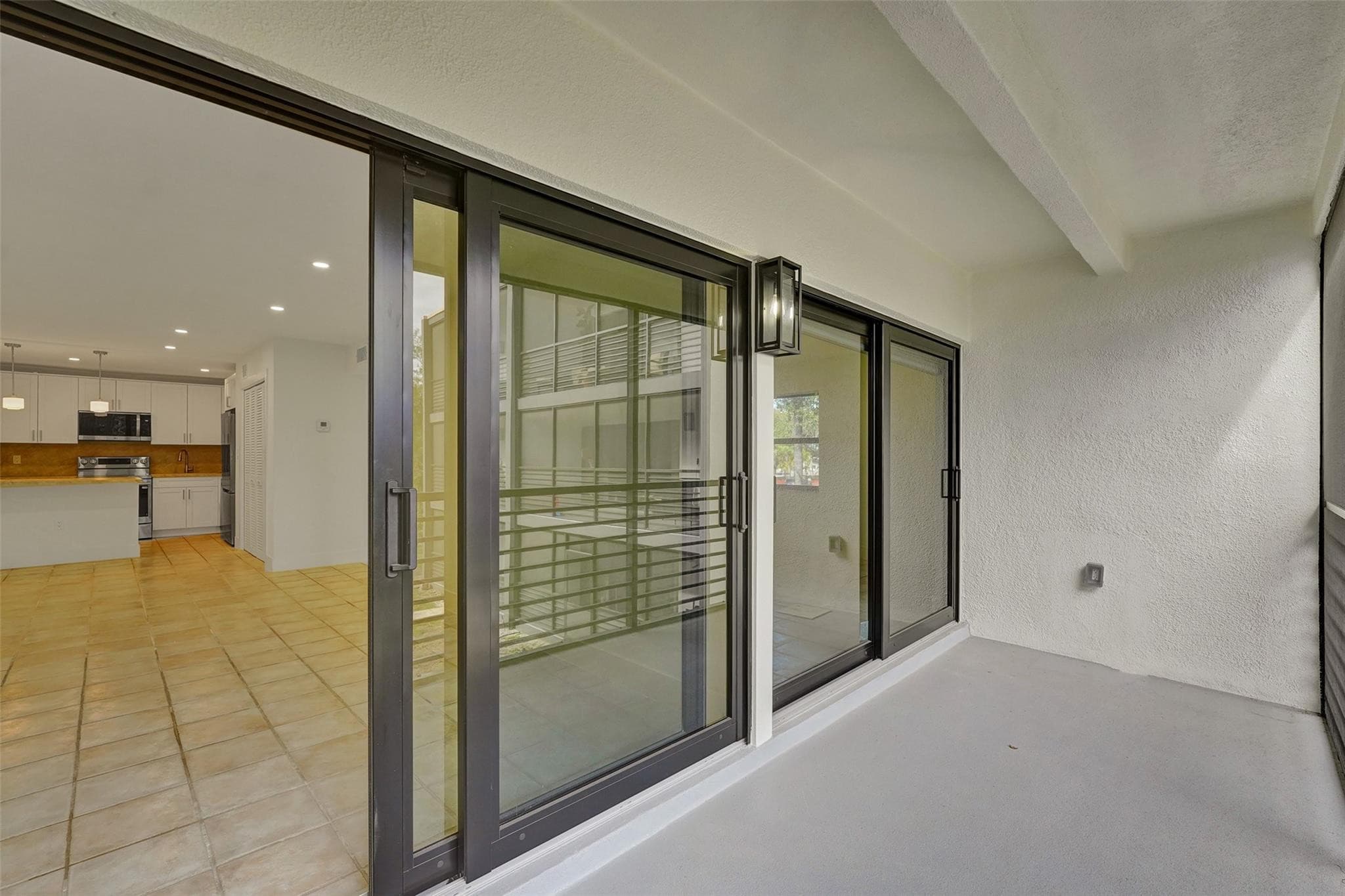 4040 N Hills Drive 24, Hollywood, FL 33021 — photo 30 of 37