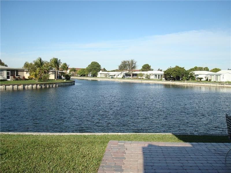 5809 NW 85th Avenue, Tamarac, FL 33321 — photo 2 of 19