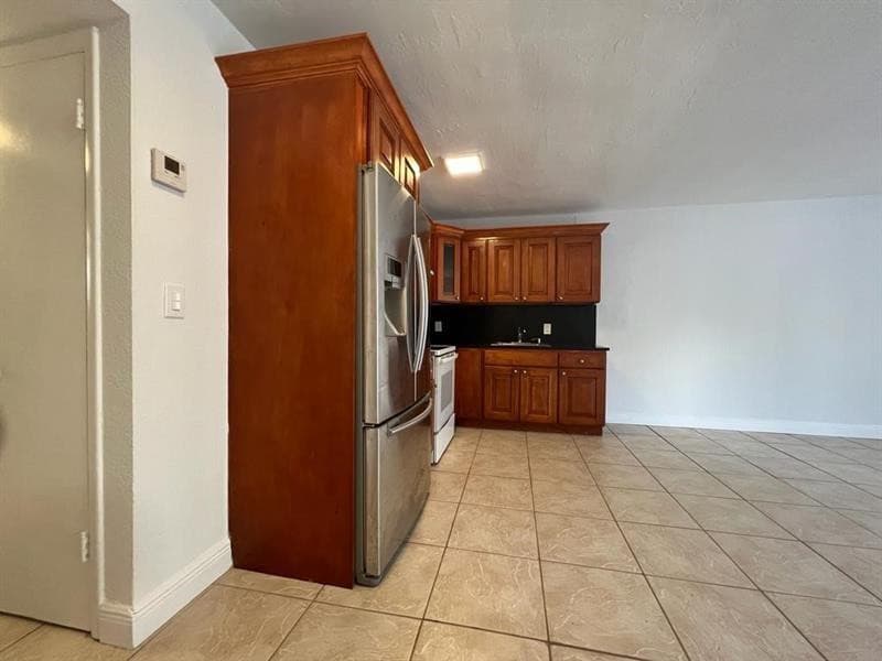 7851 Dunham Boulevard 4, Miami, FL 33138 — photo 3 of 13