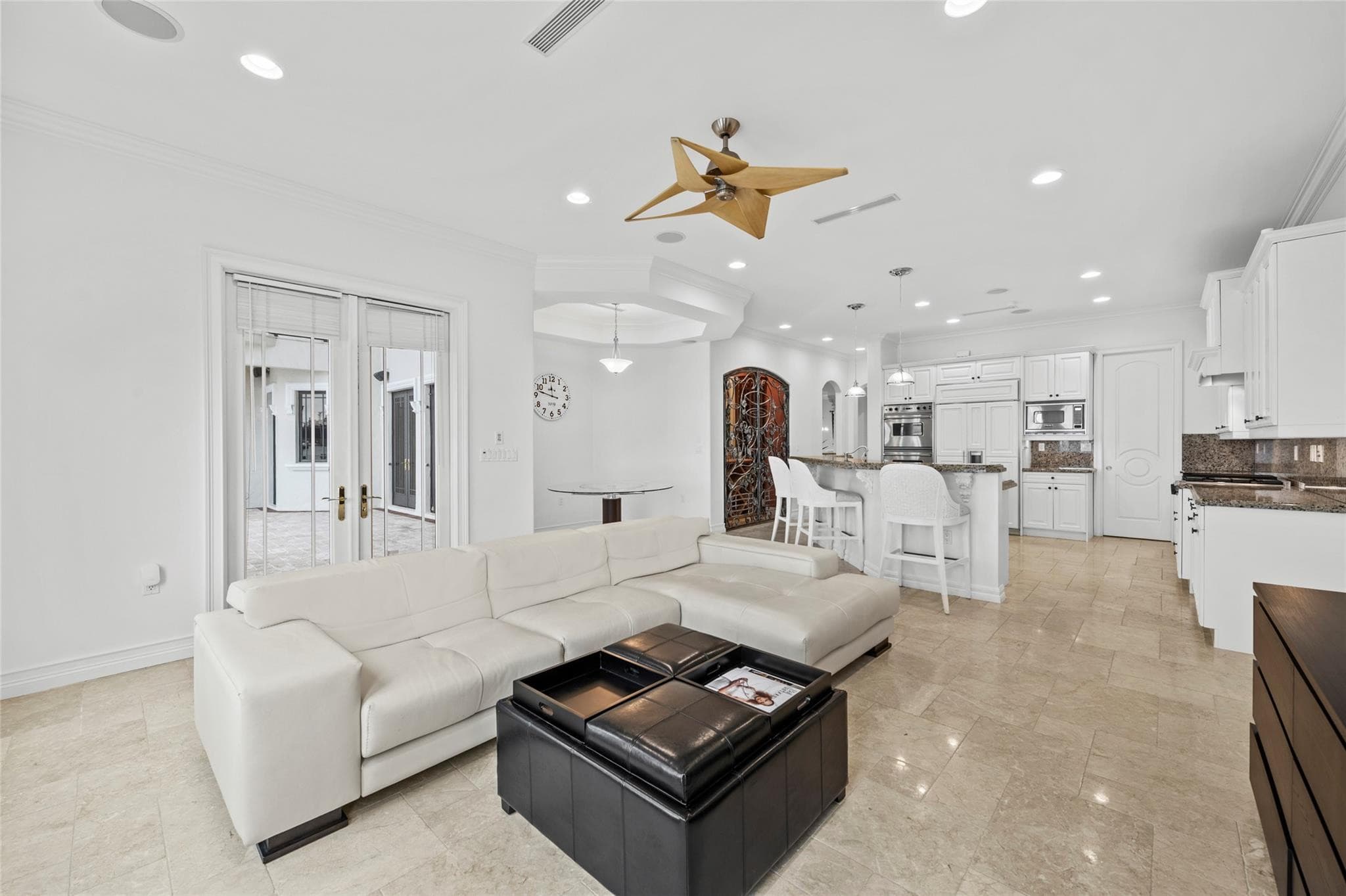 1965 SE 21st Avenue, Fort Lauderdale, FL 33316 — photo 27 of 71