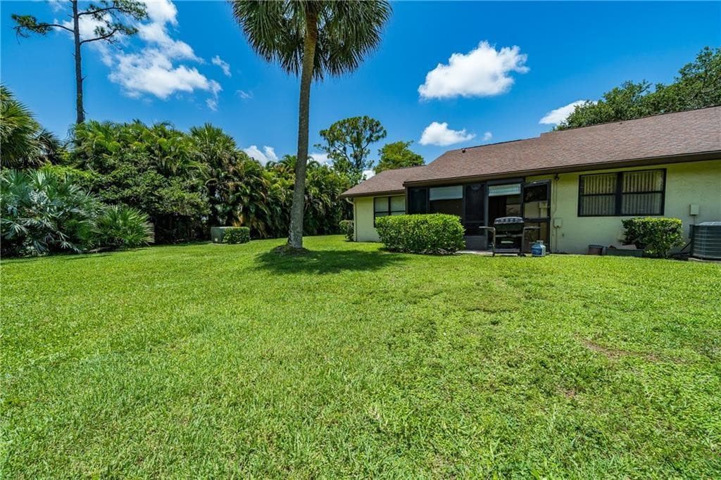 64 Macadamia Court, Royal Palm Beach, FL 33411 — photo 5 of 10