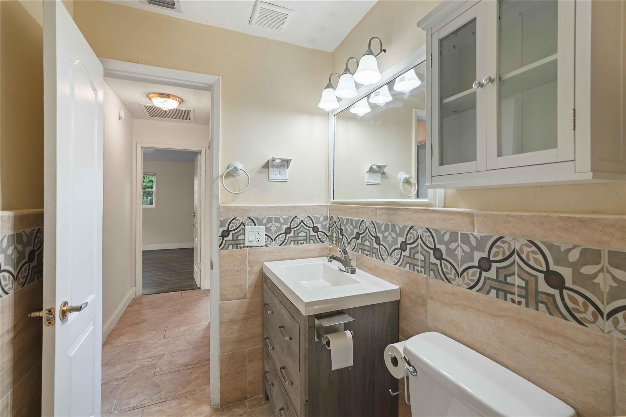 51 NE 49th Street, Fort Lauderdale, FL 33334 — photo 26 of 33